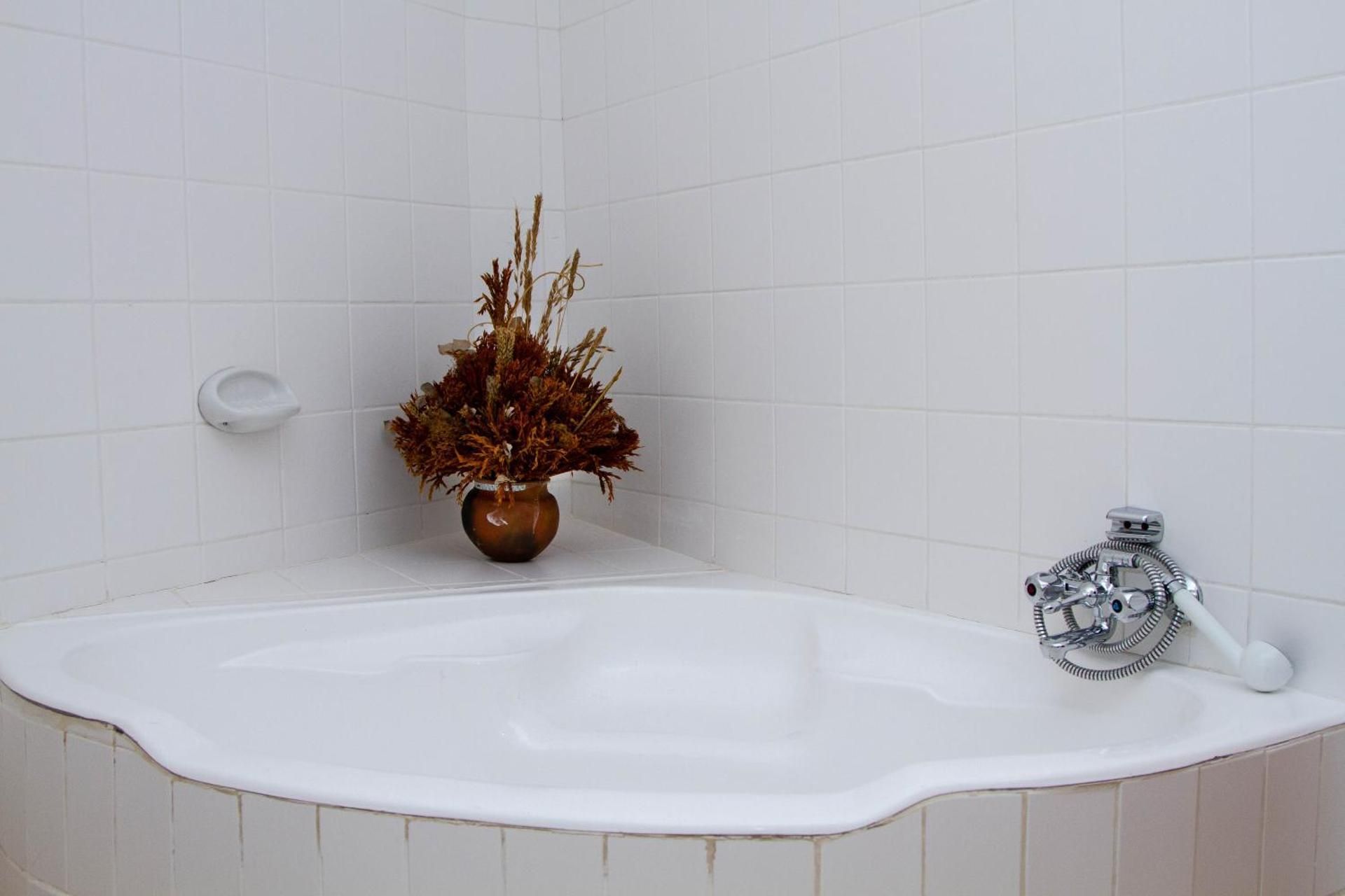 Stephen Margolis Resort Standard Double Room 3