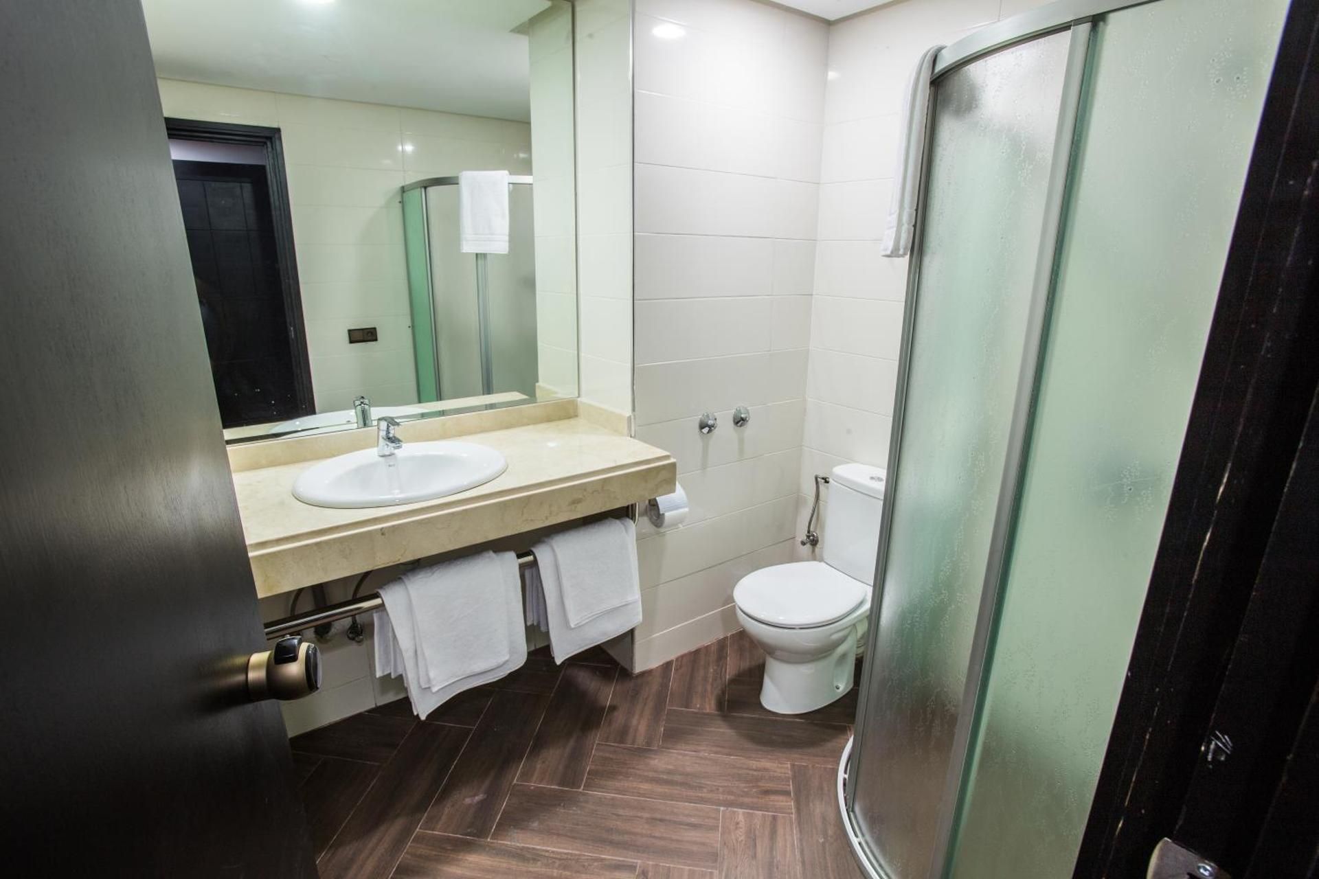 Hotel Swani Single Room 3