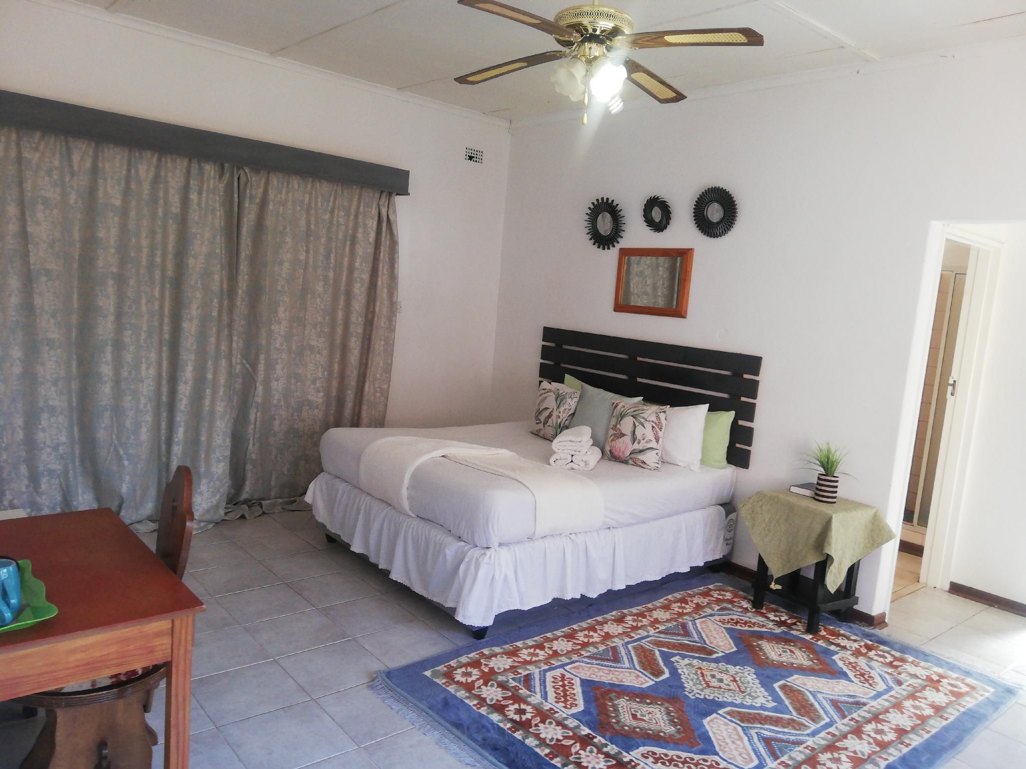 Savannah  Standard Room 3