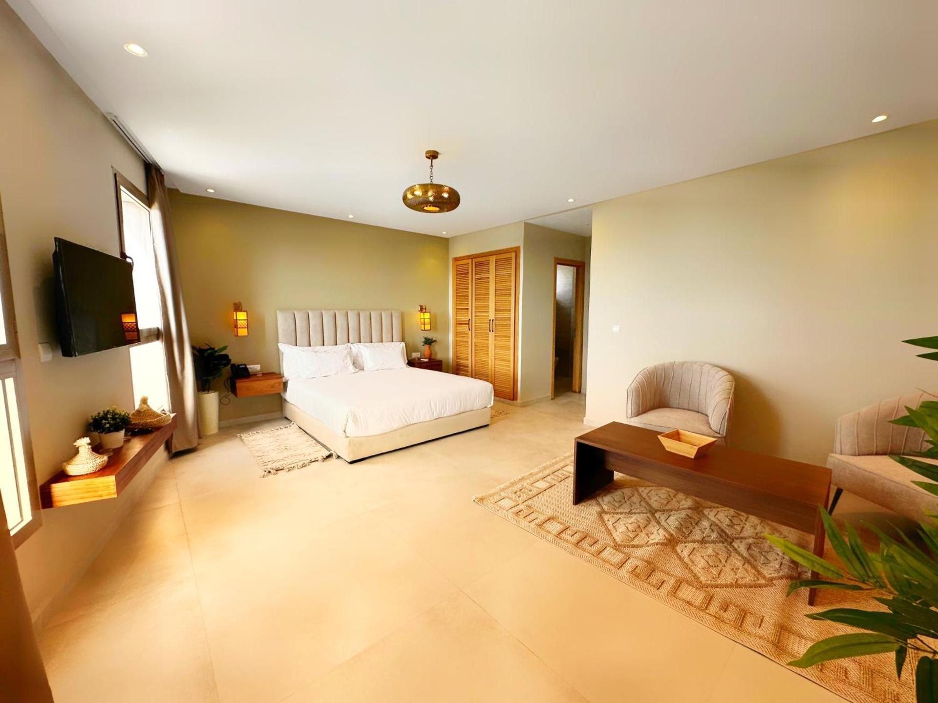 Deluxe King Room
