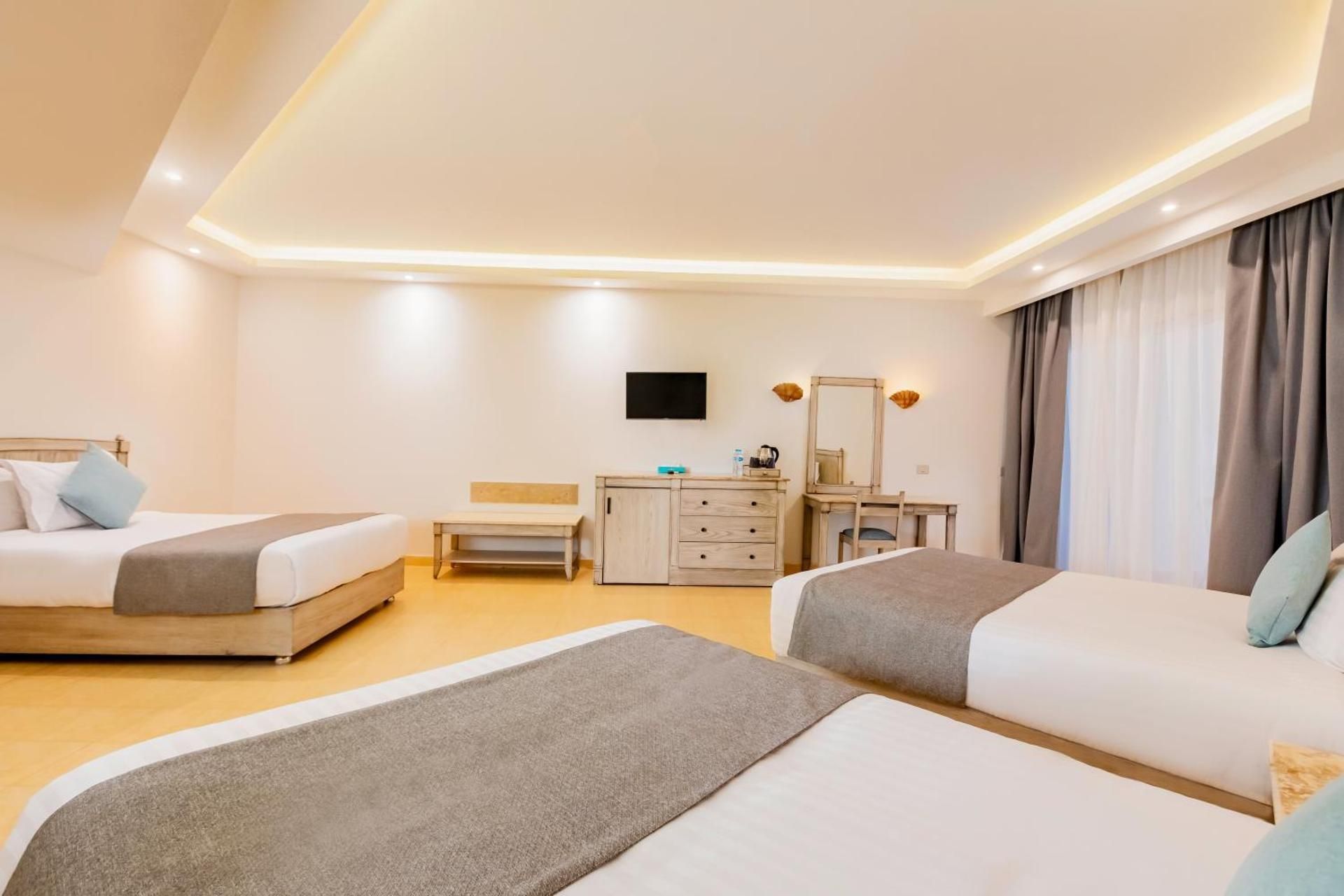 Mega Room
