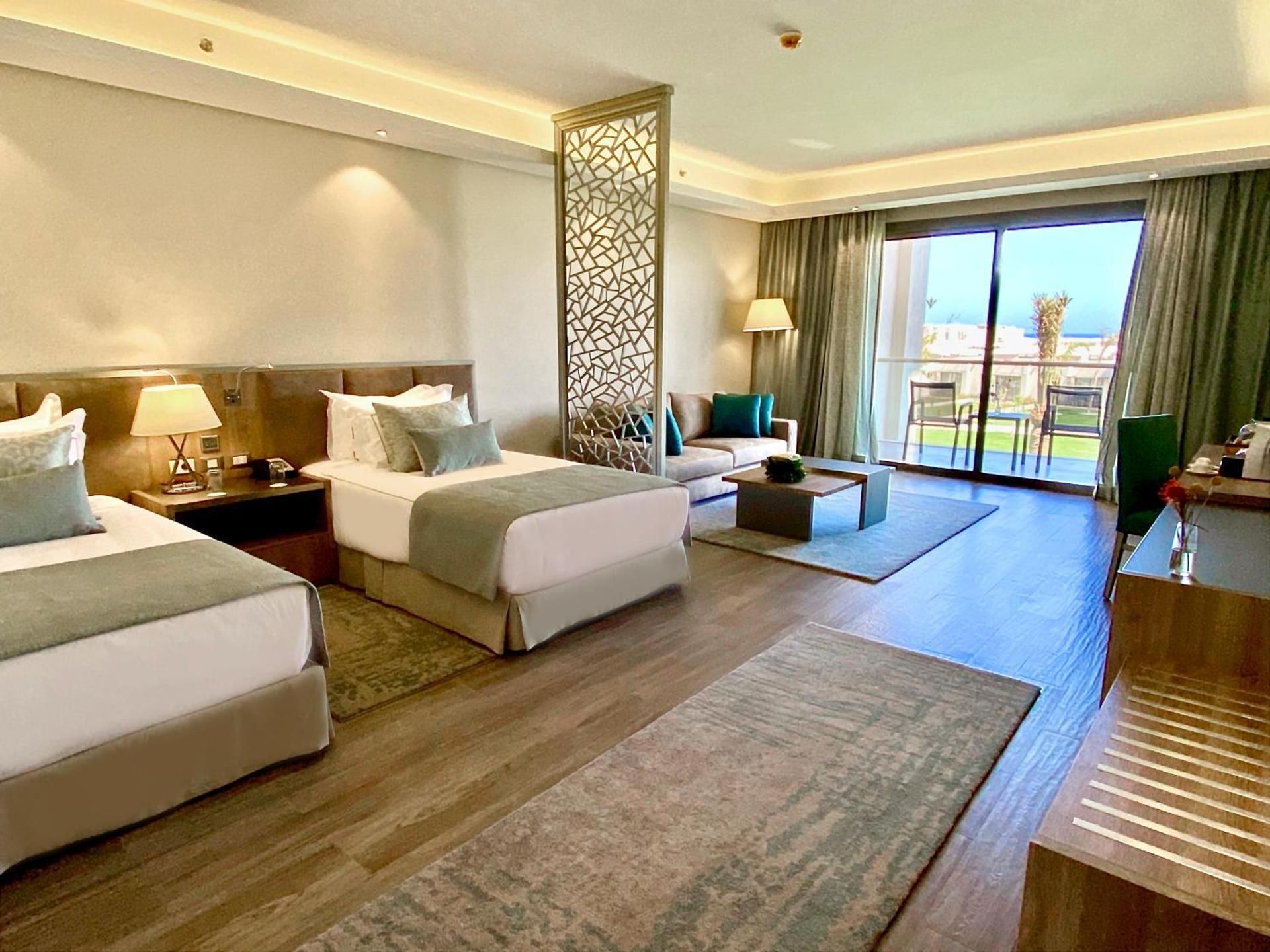 Suite Twin beds with Garden View