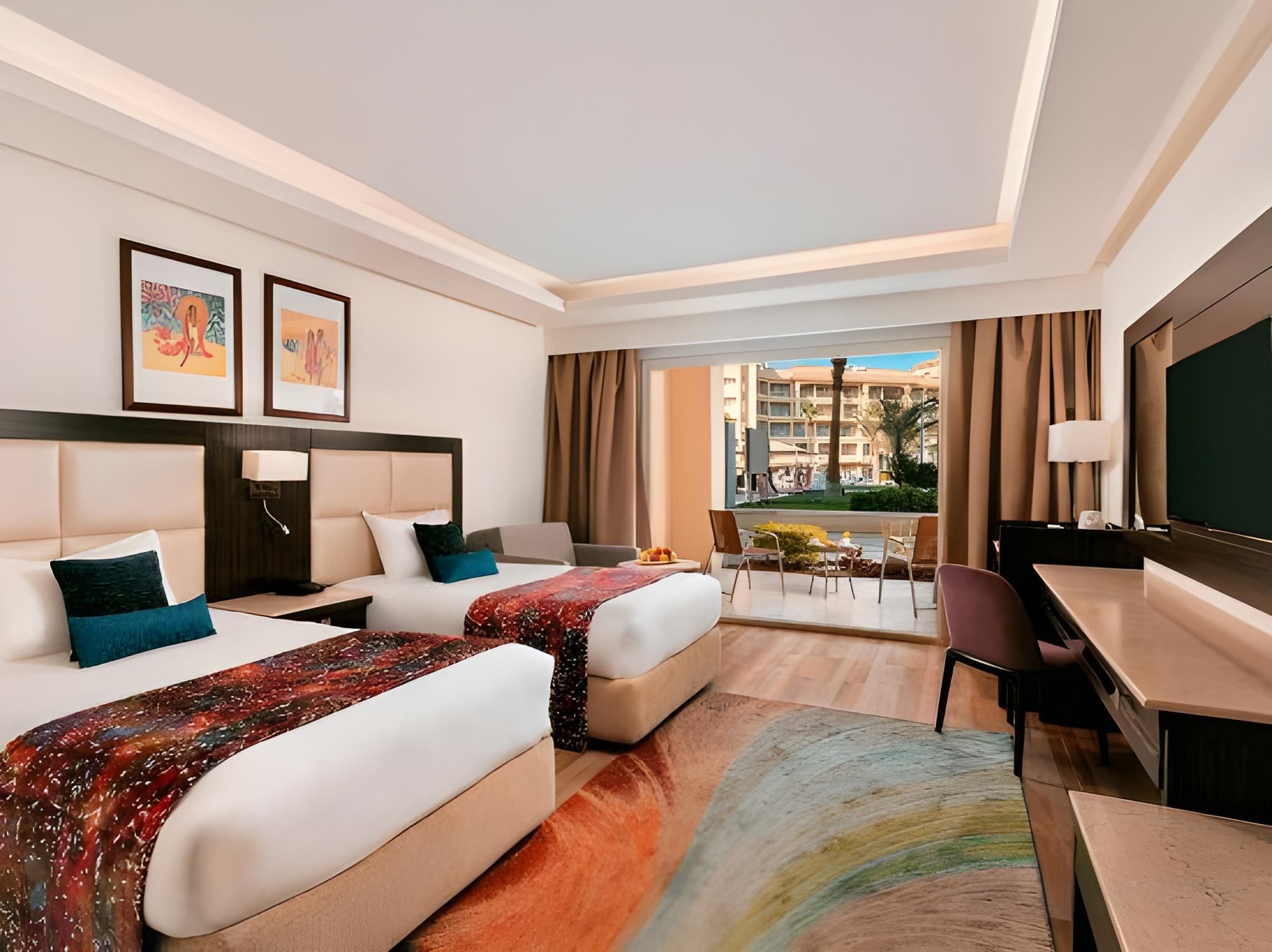 Honeymoon Room