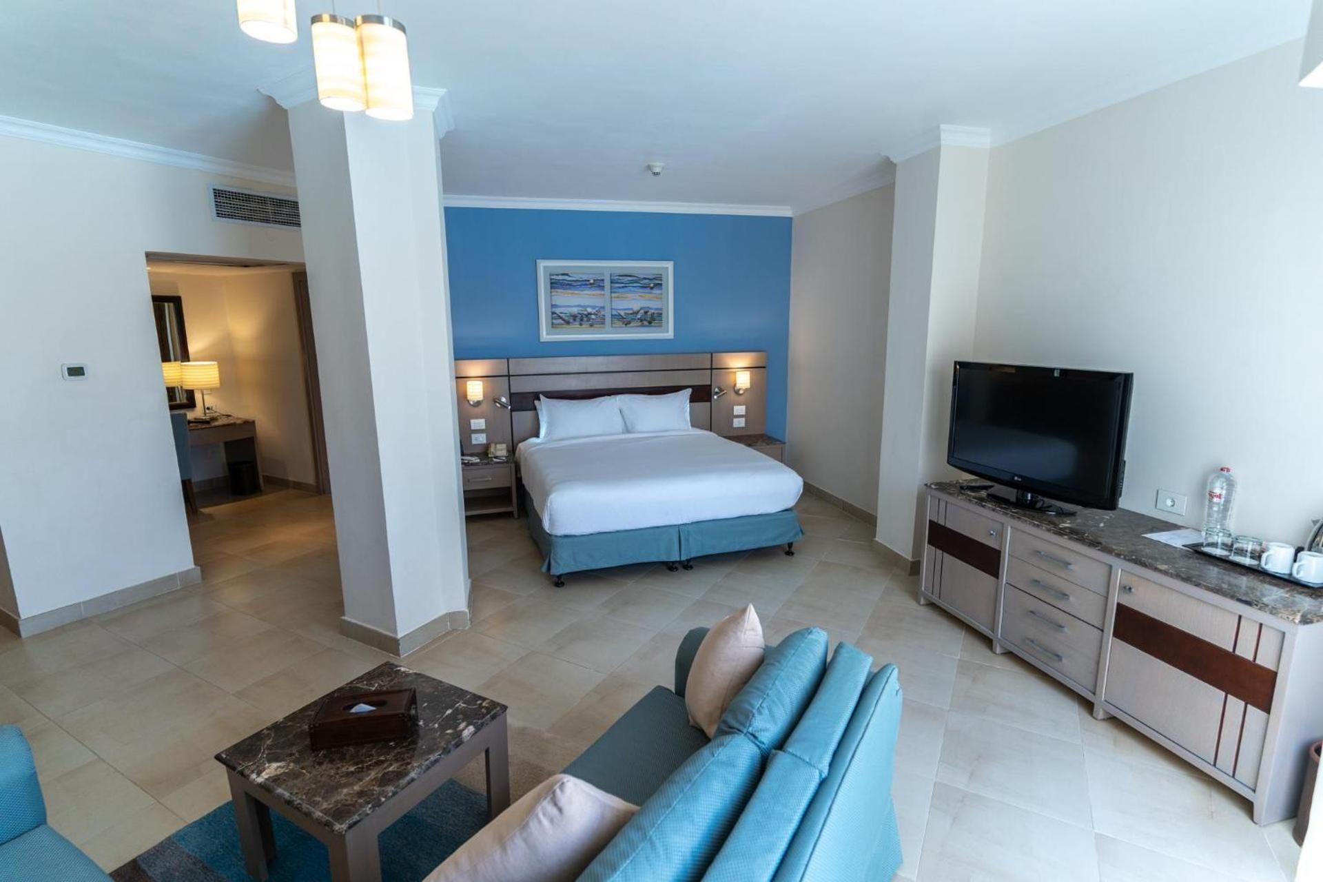 Corner Suite