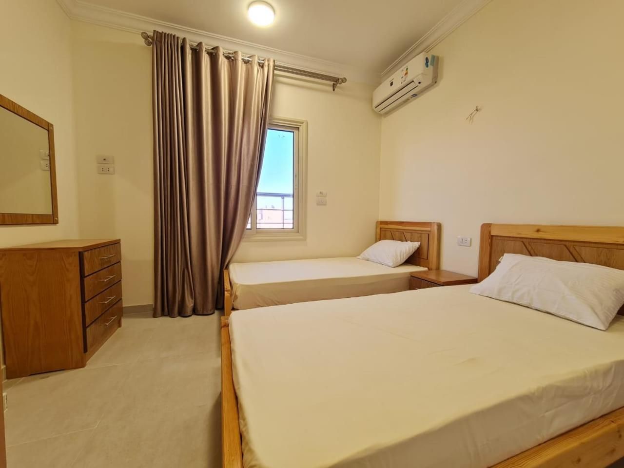 One-Bedroom Apartment with Terrace