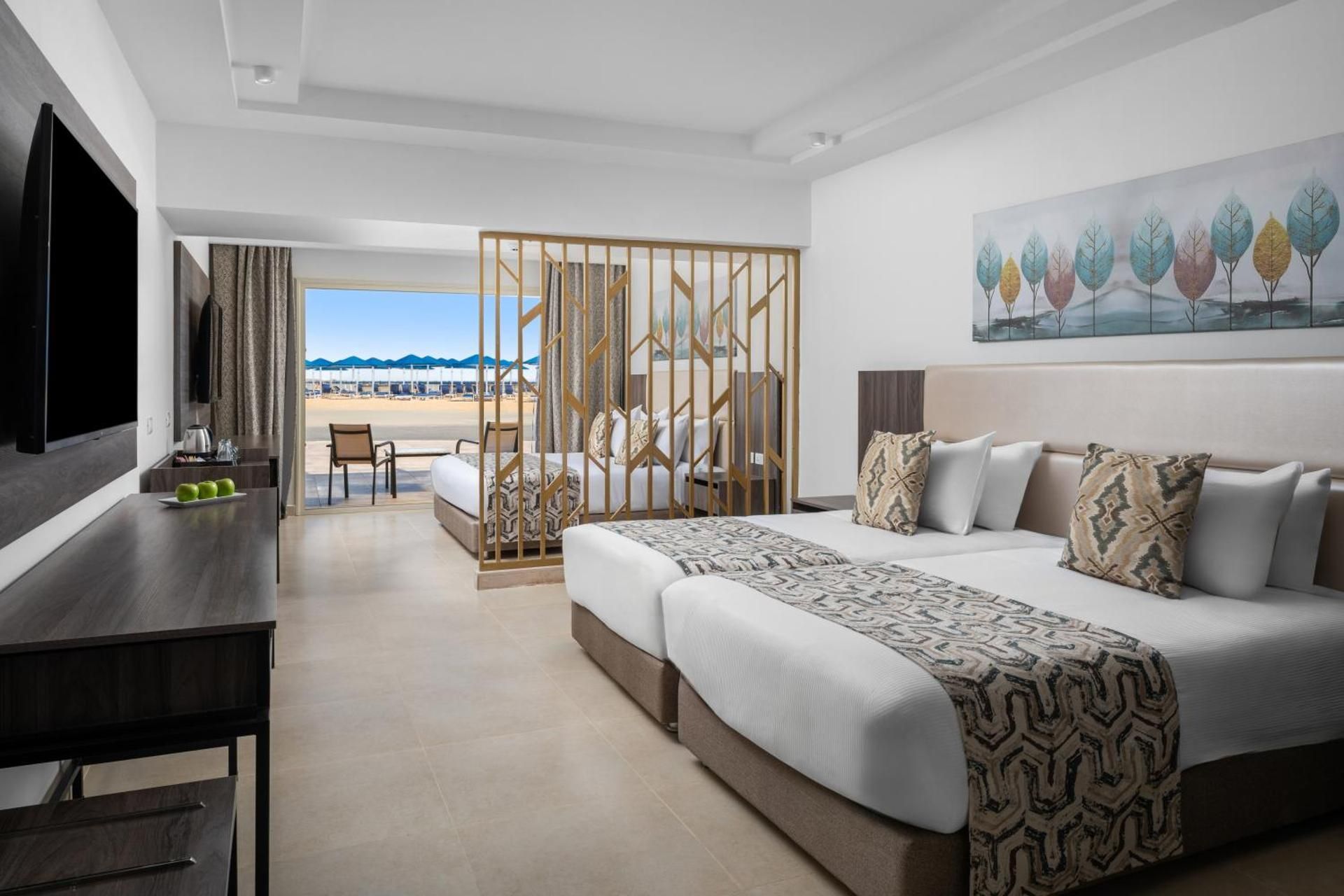 Deluxe Family Room