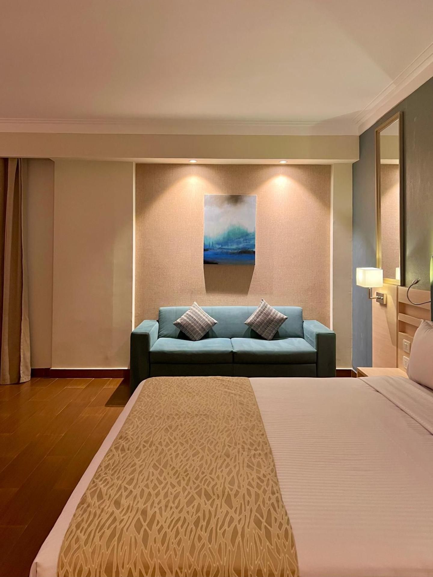Main Building Family Room with Side Sea View