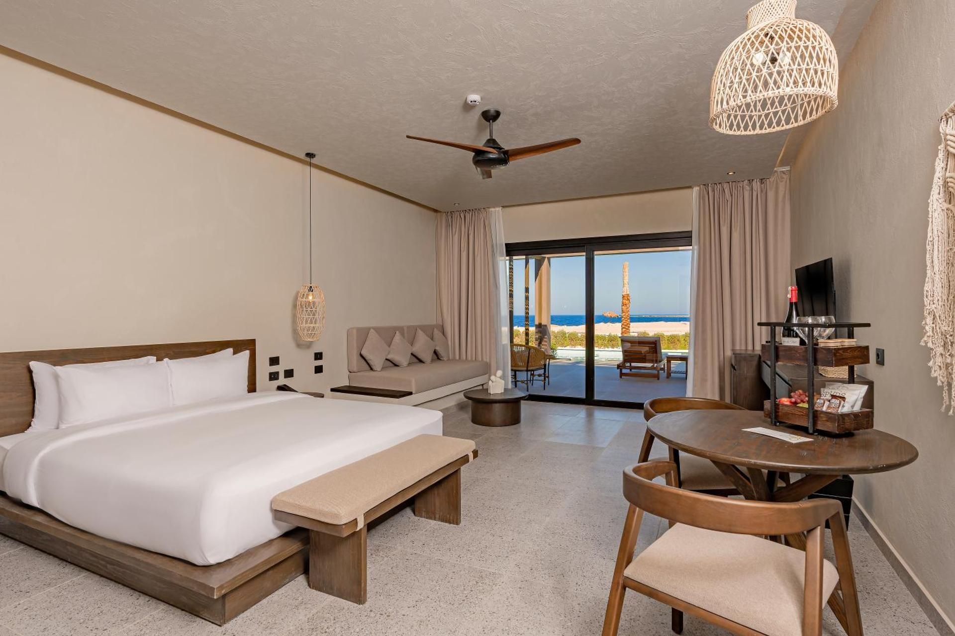 Swim-up Junior Suite Sea View
