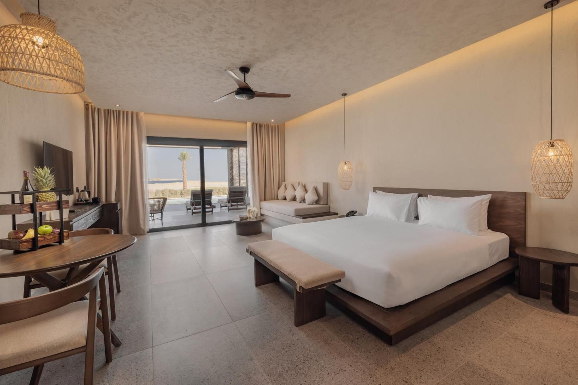 Swim-up Junior Suite Sea View