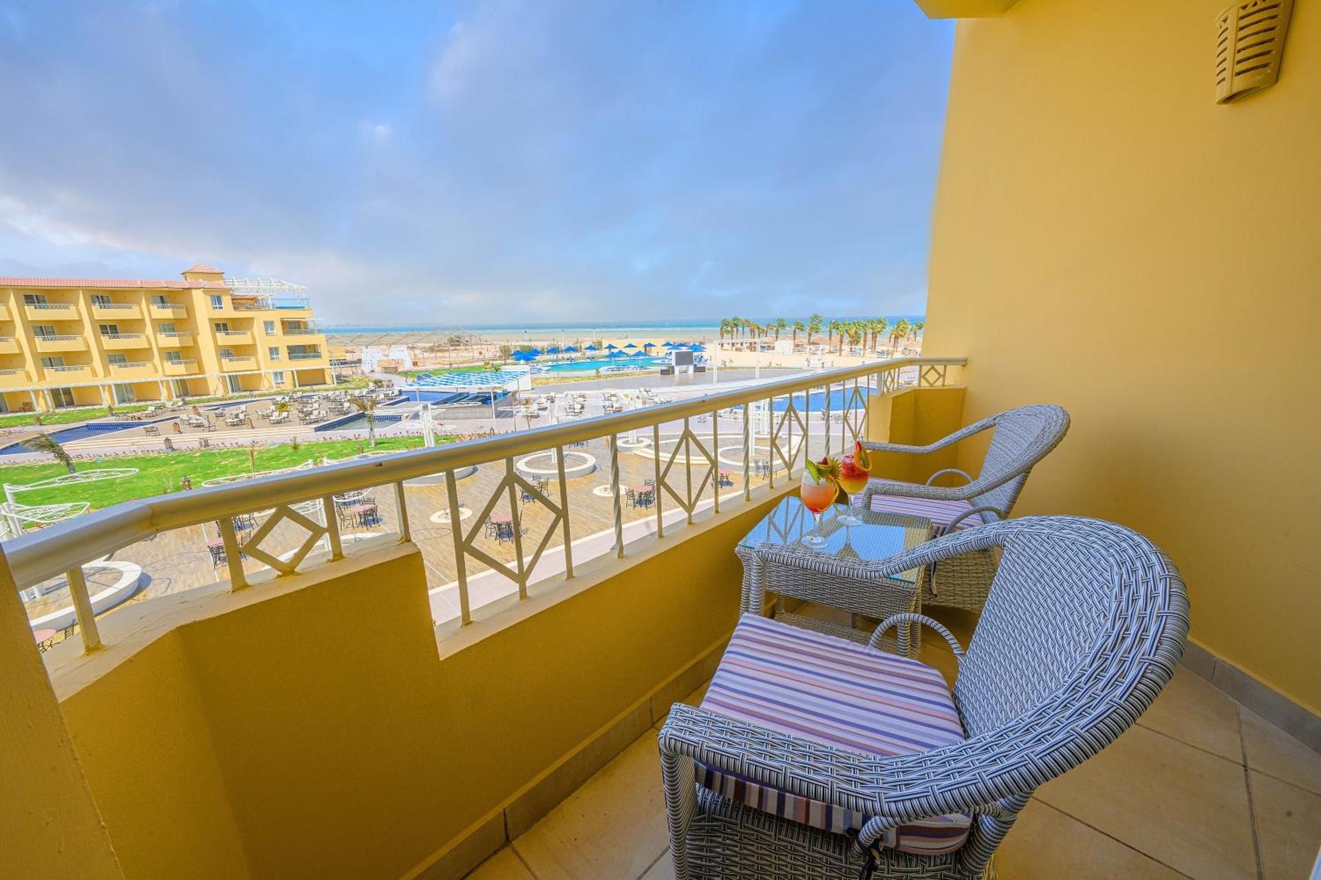 Standard Sea View
