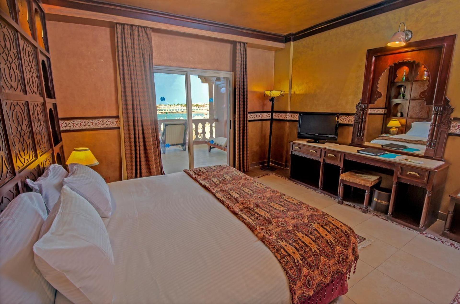 Sunrise Mamlouk Palace Resort