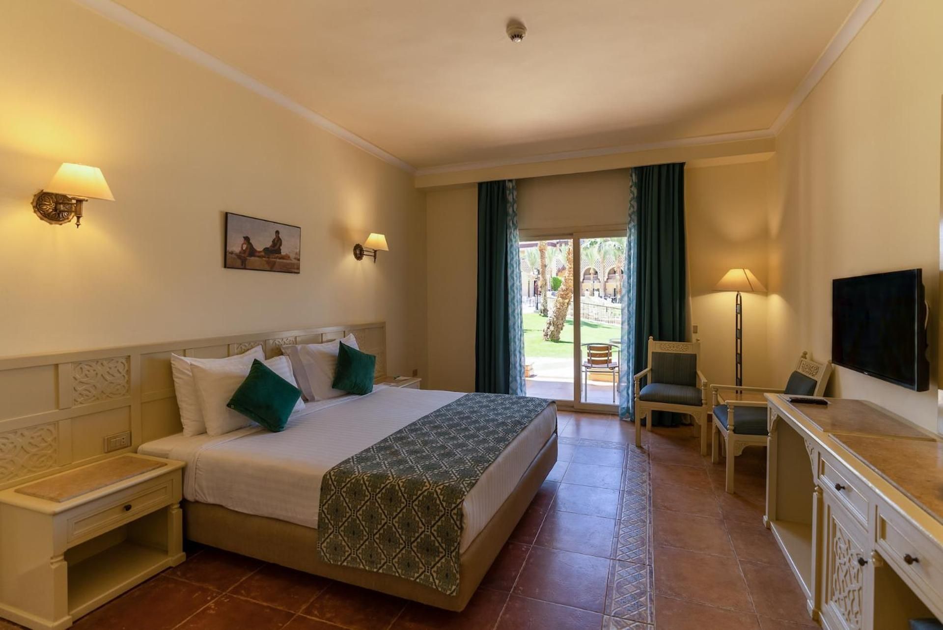 Sunrise Mamlouk Palace Resort Family Suite Pool View