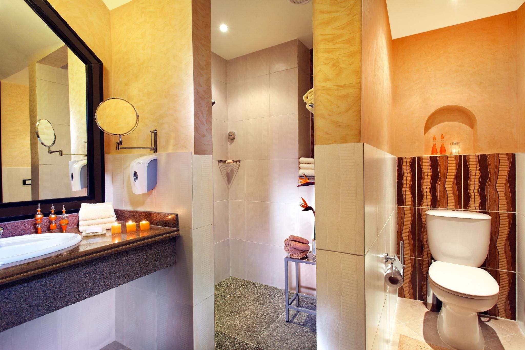 Pickalbatros Jungle Aqua Park - Neverland Hurghada Family Bungalow with Pool View