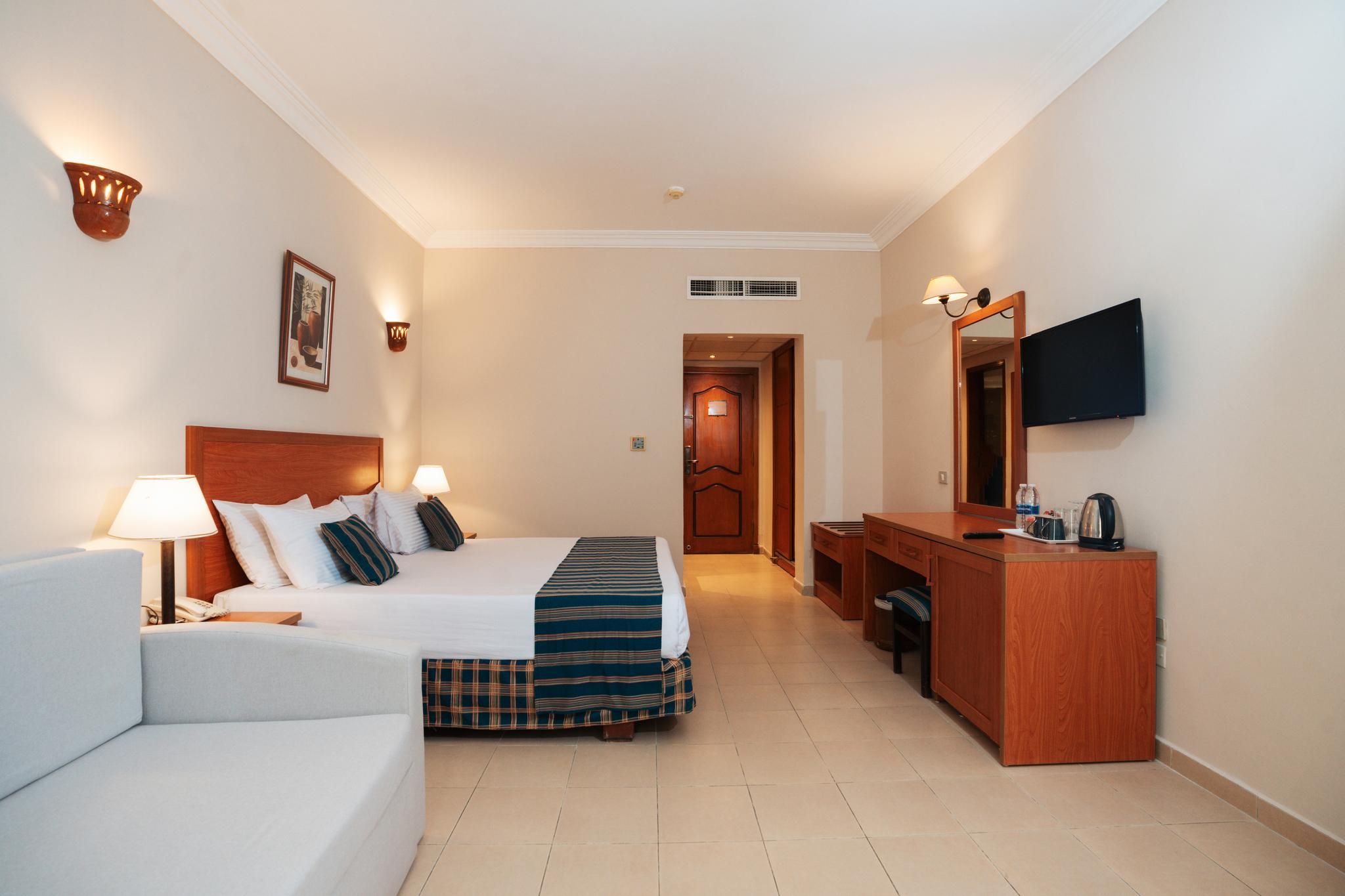 Standard Back View Room