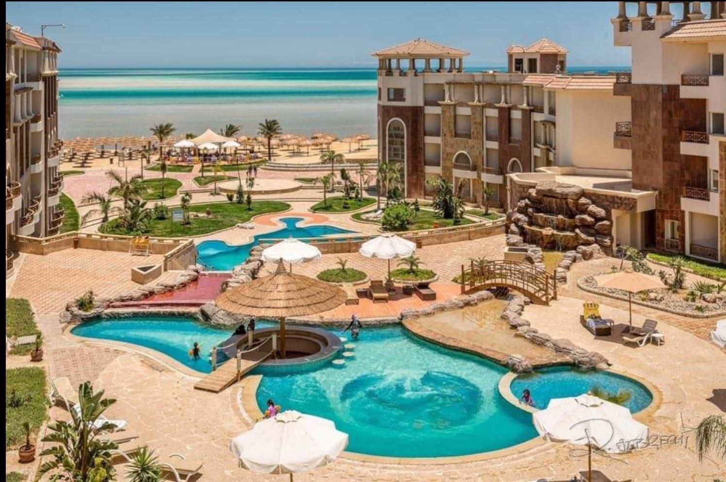 Royal Beach G 05