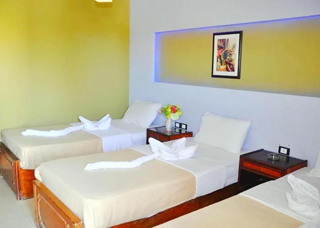 Triple Room with Pool View