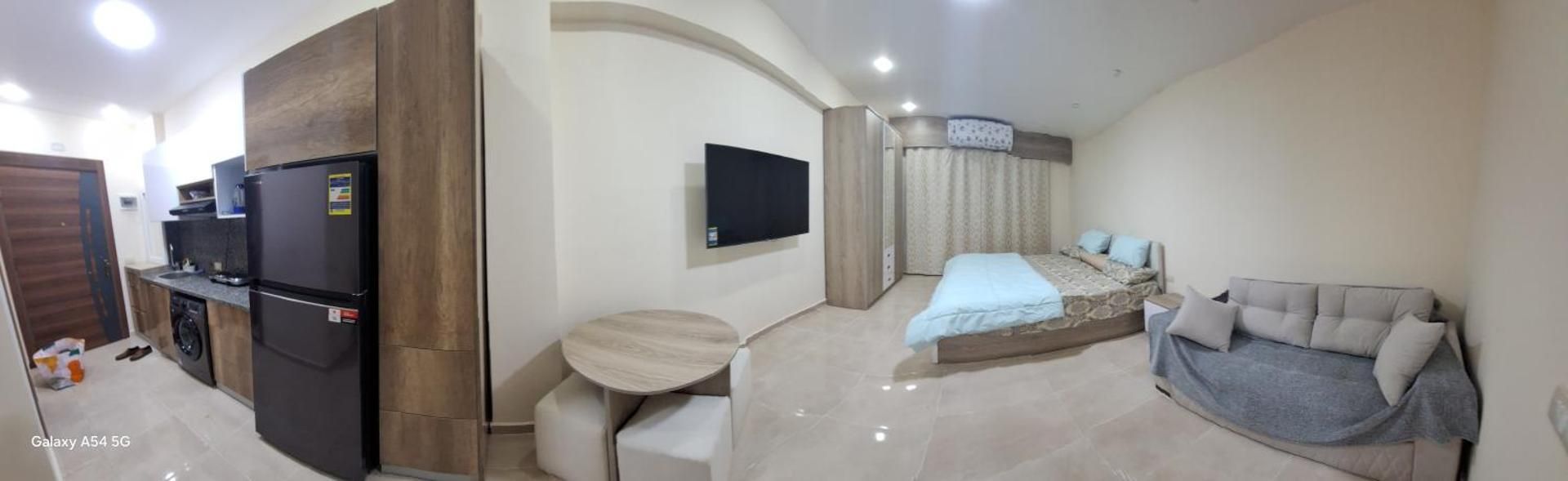 King Studio with Sofa Bed