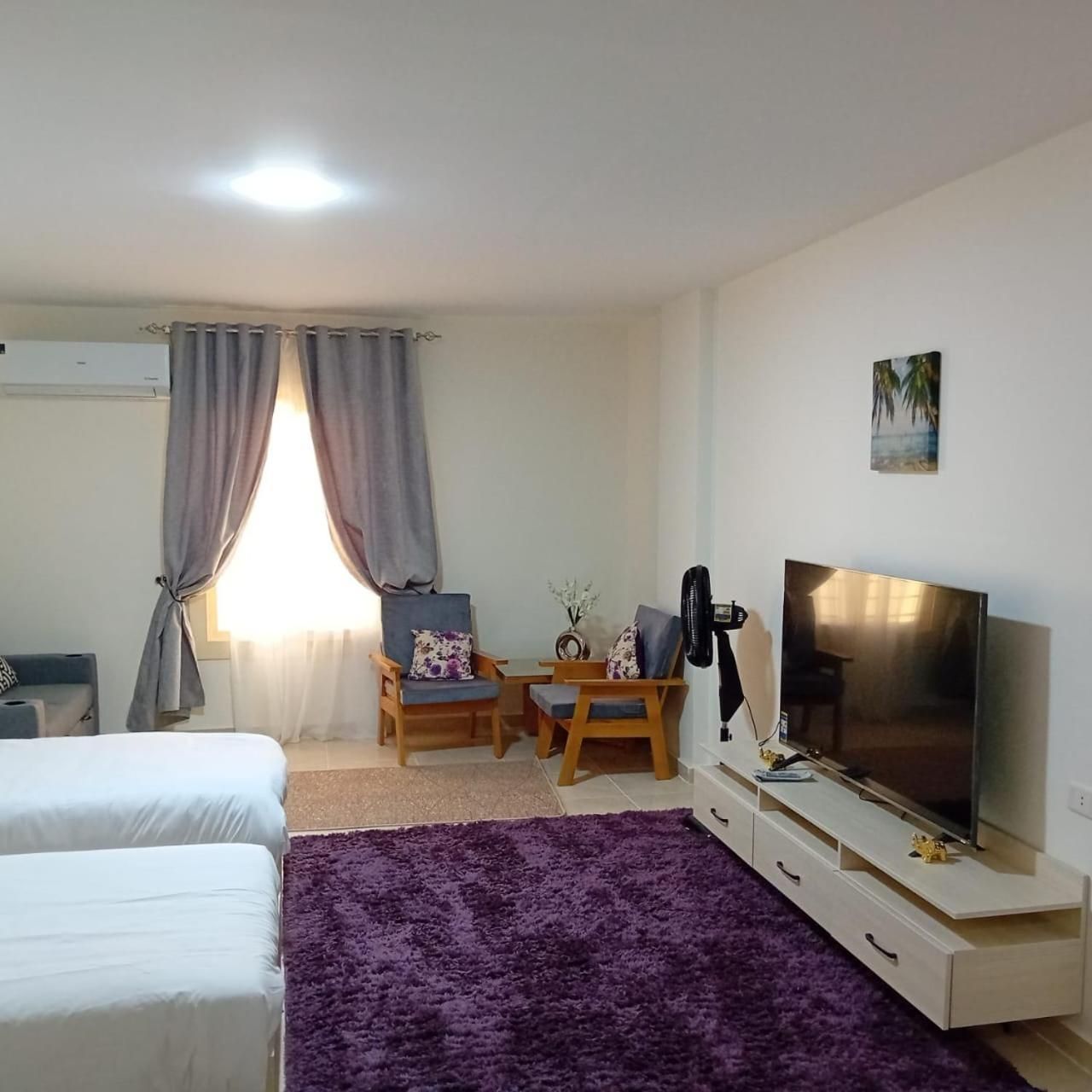 Deluxe Double Room with Side Sea View