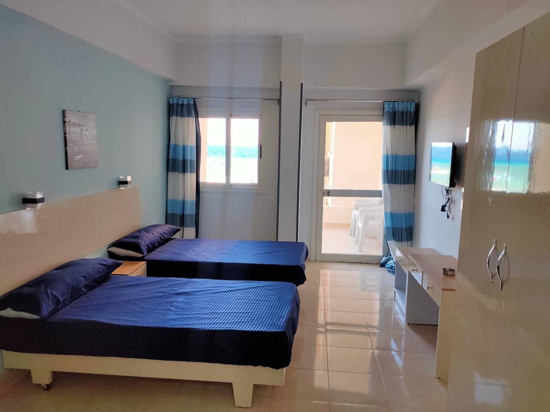 Twin Room with View