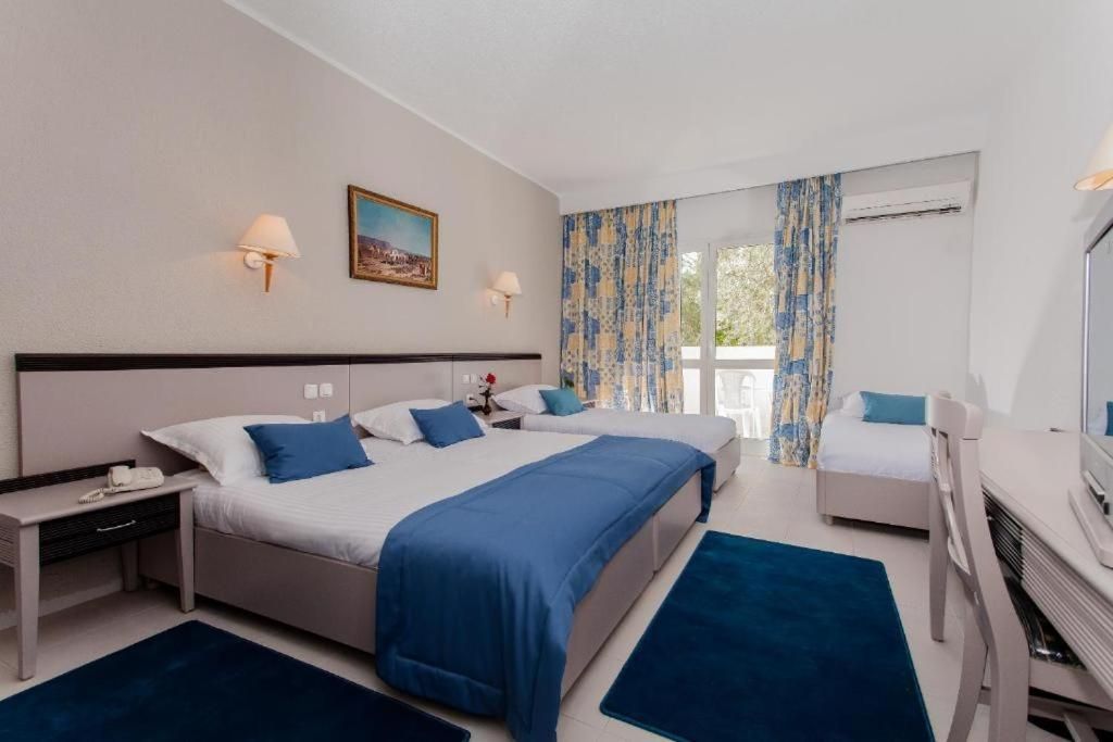 Comfort Quadruple Room