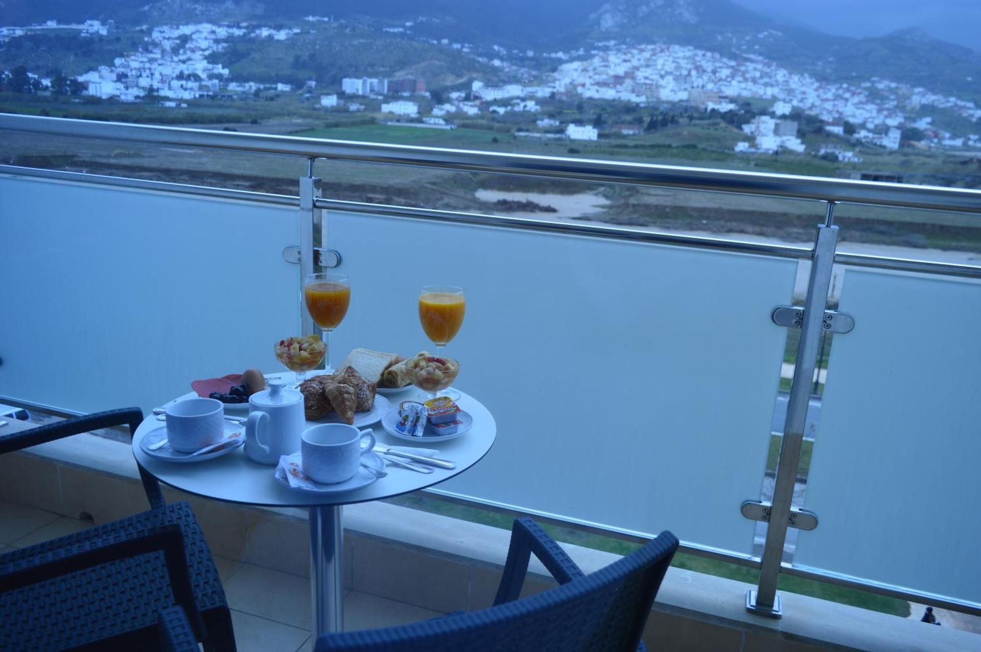 Prestige Hotel Deluxe Double Room with Balcony 2