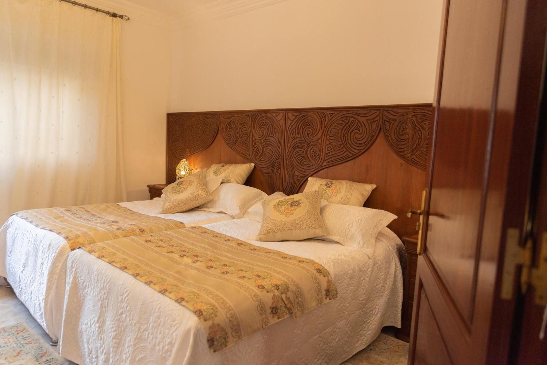 VILLA MATI Maison D'hotes Deluxe Queen Room with Two Queen Beds