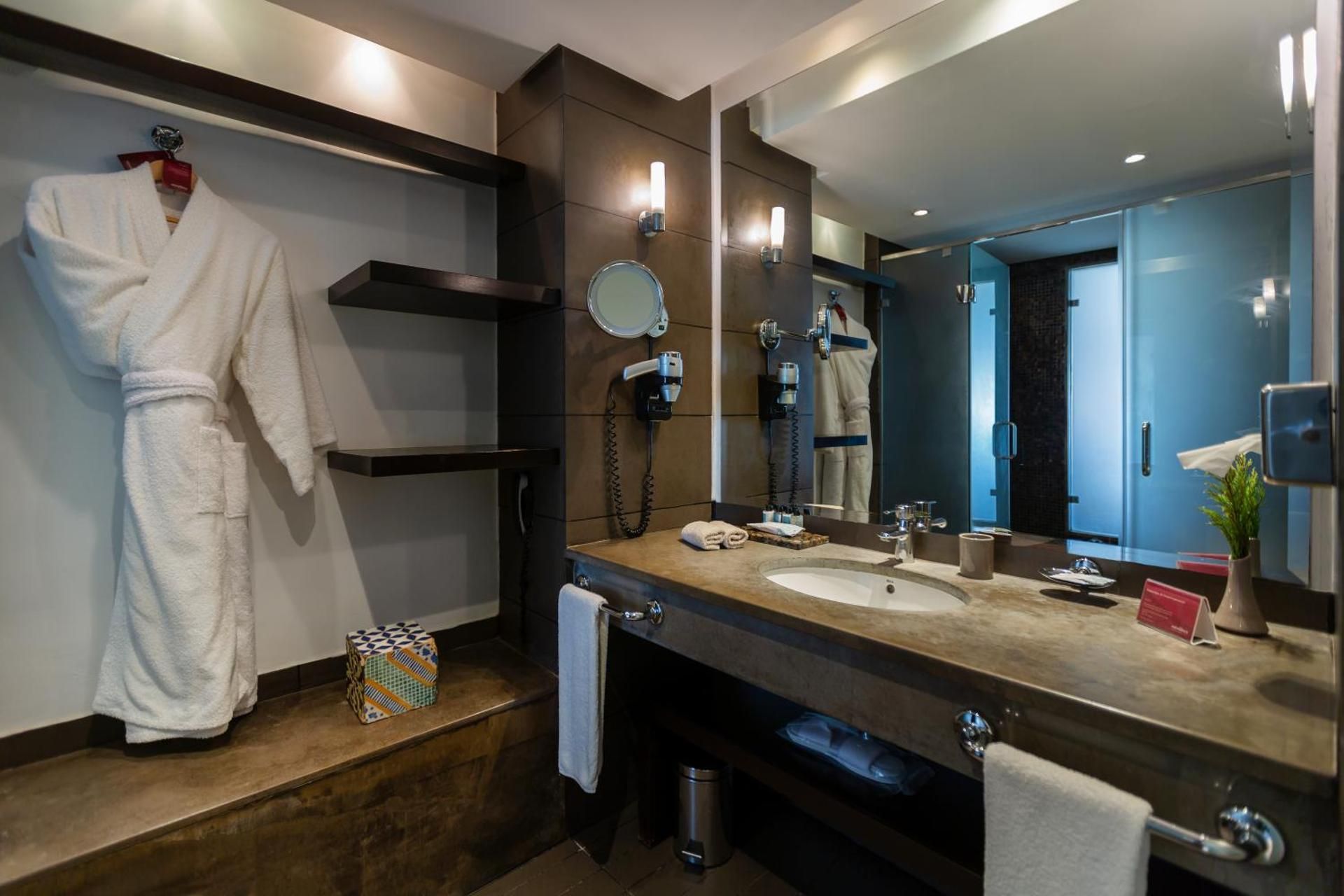 Classic King Sea View