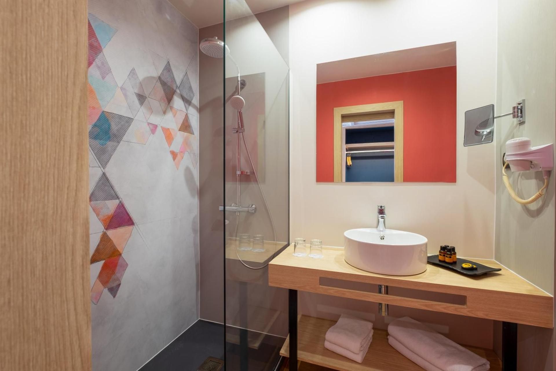 Twin Room with Pool View