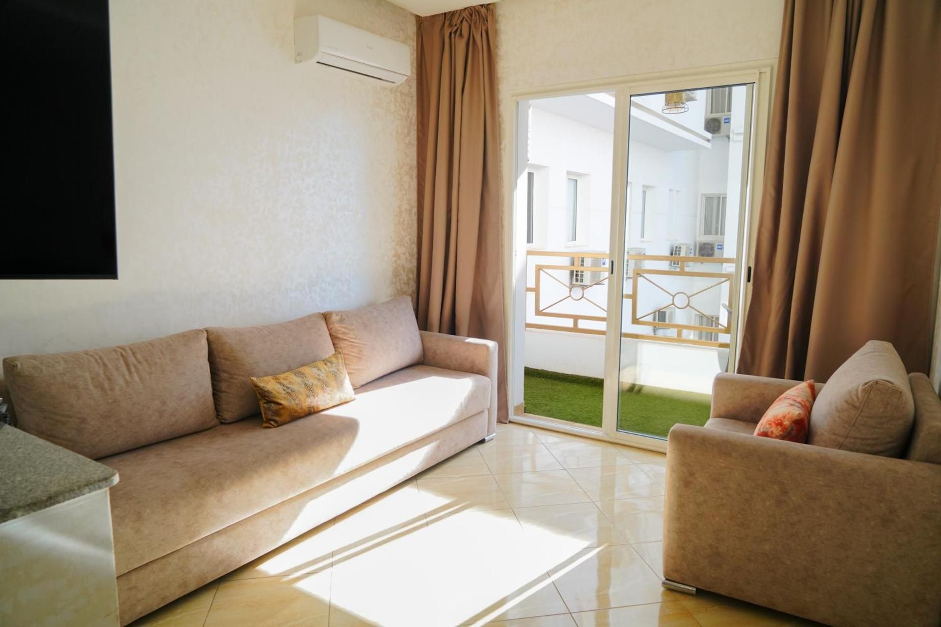 Superior Deluxe Double or Twin Room