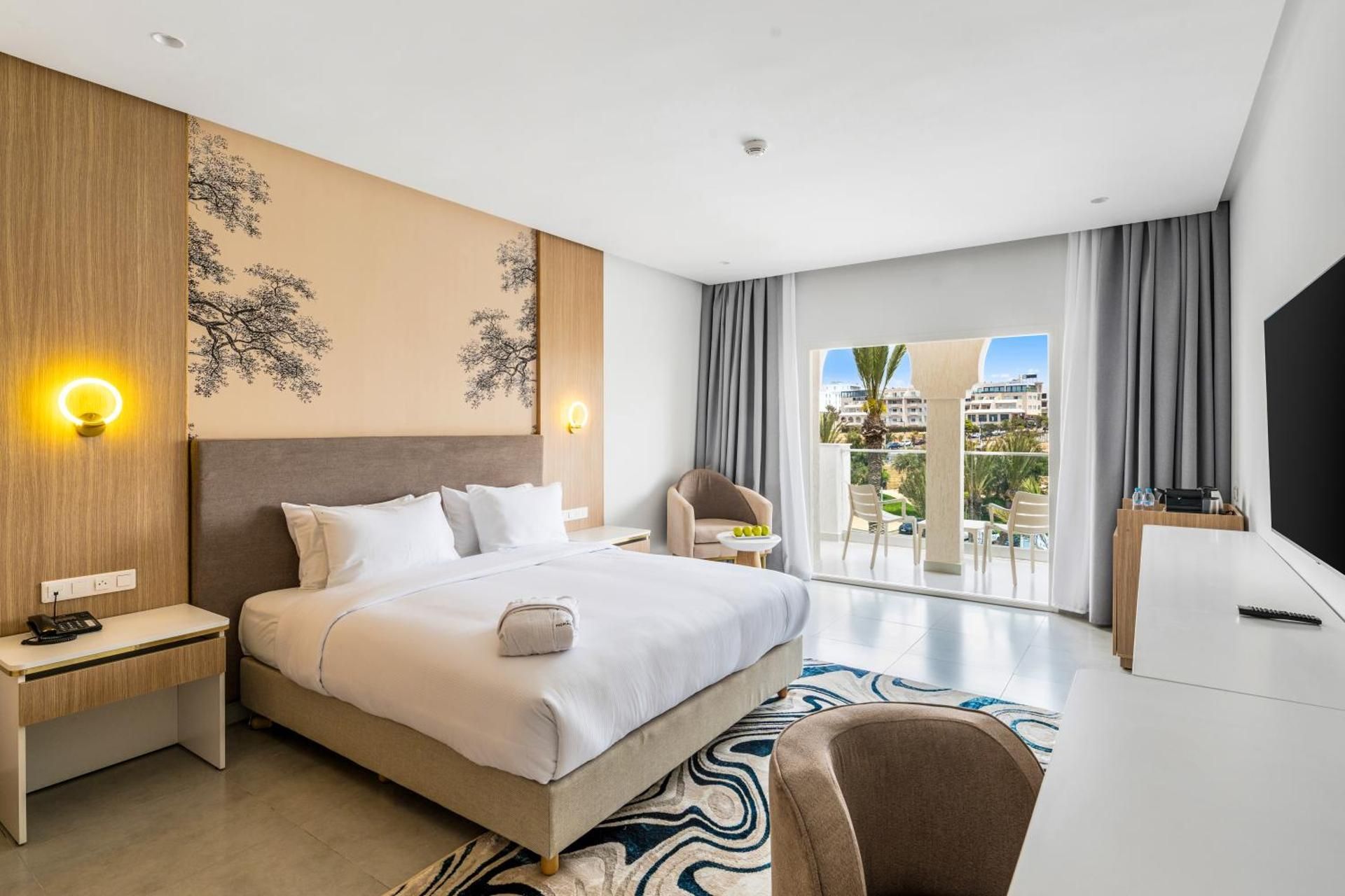 Deluxe Double or Twin Room with Garden View