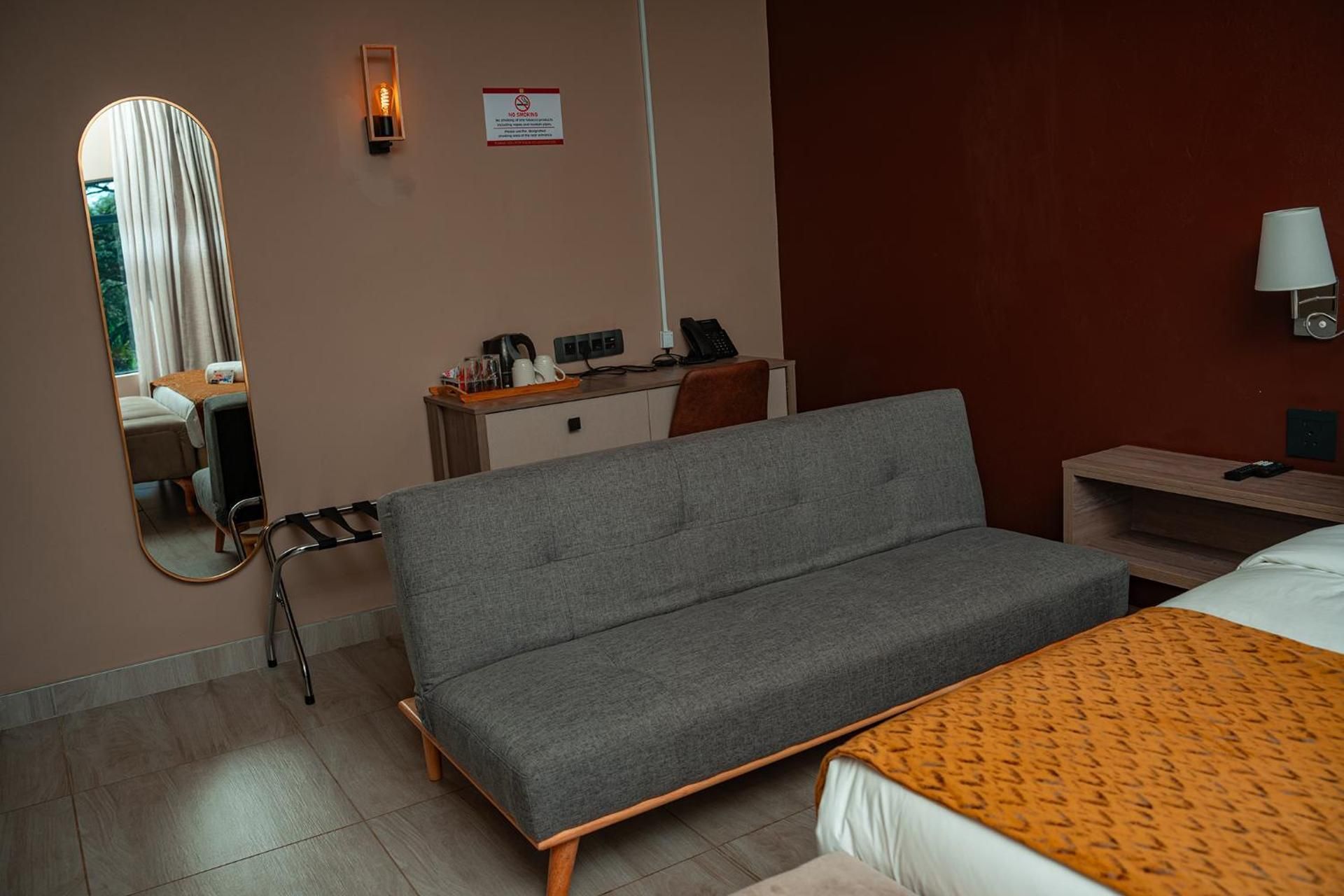 Luxury Queen Room