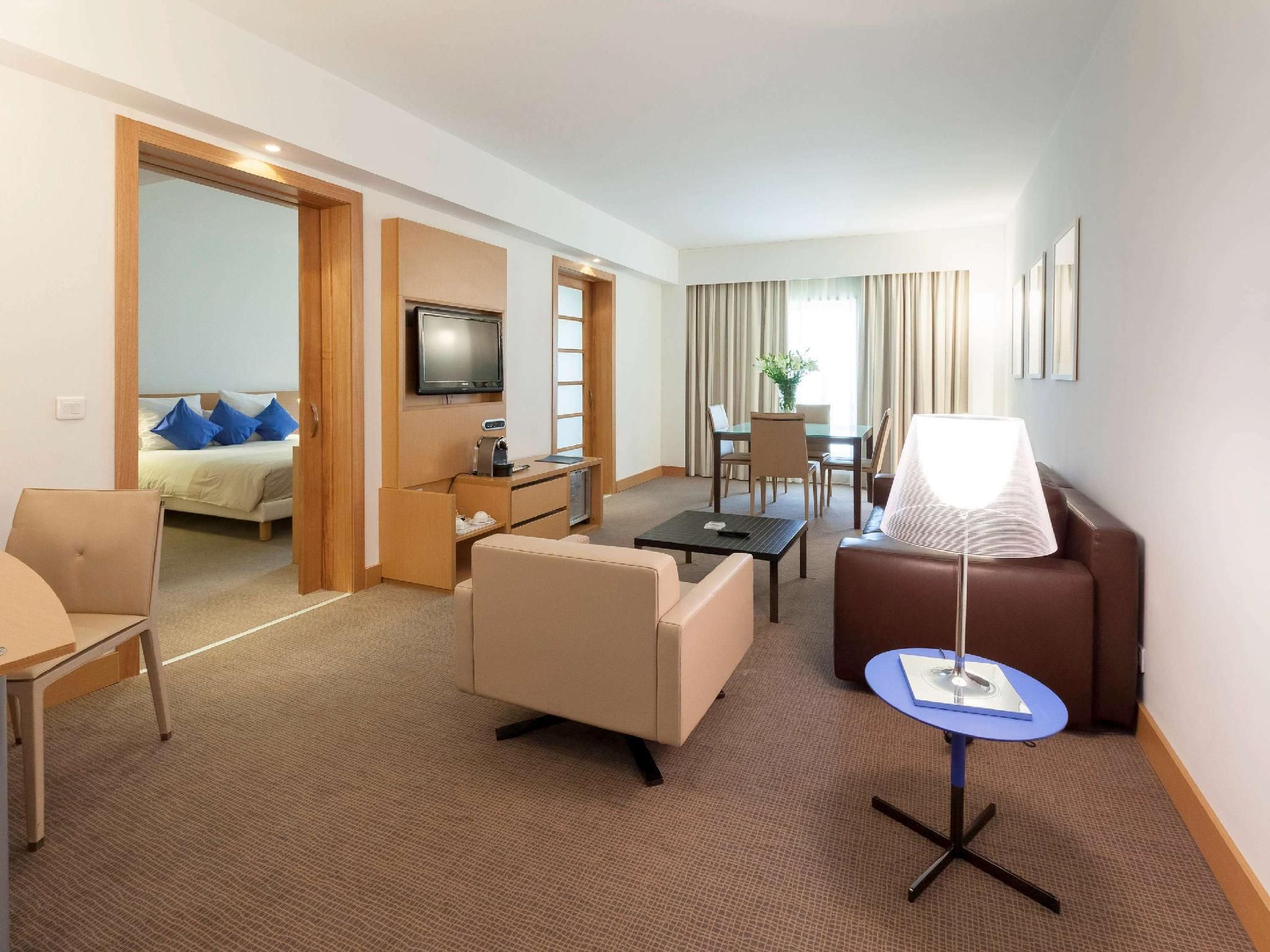 Novotel Tunis Superior Room With 2 Single Beds And Sofa 3