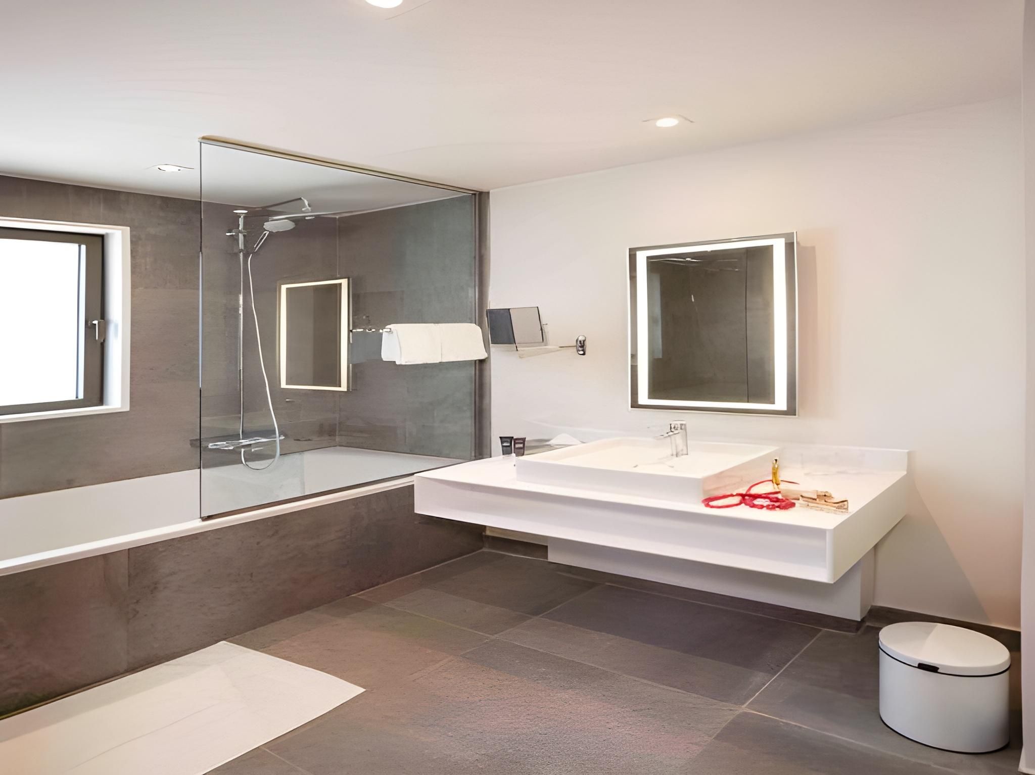 Classic Room with 1 Double Bed