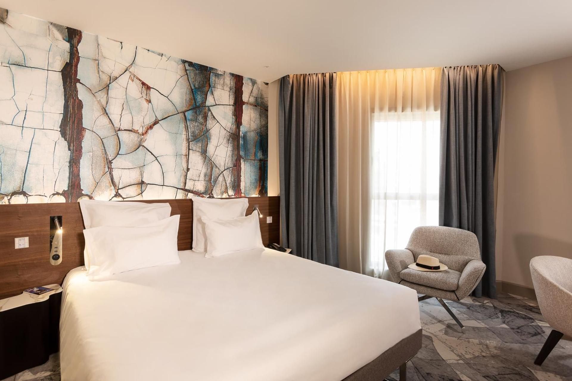 Superior Suite with One Double Bed and Sitting Area