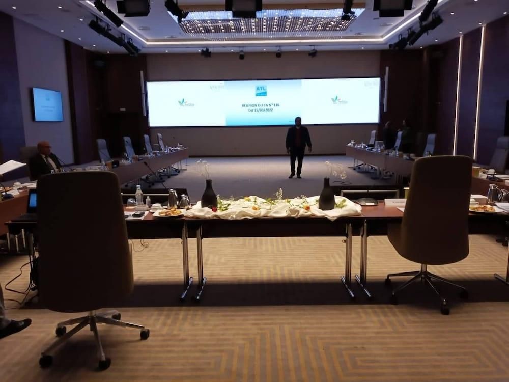 28152b50f4083b9c077b1ea79a8ceb71