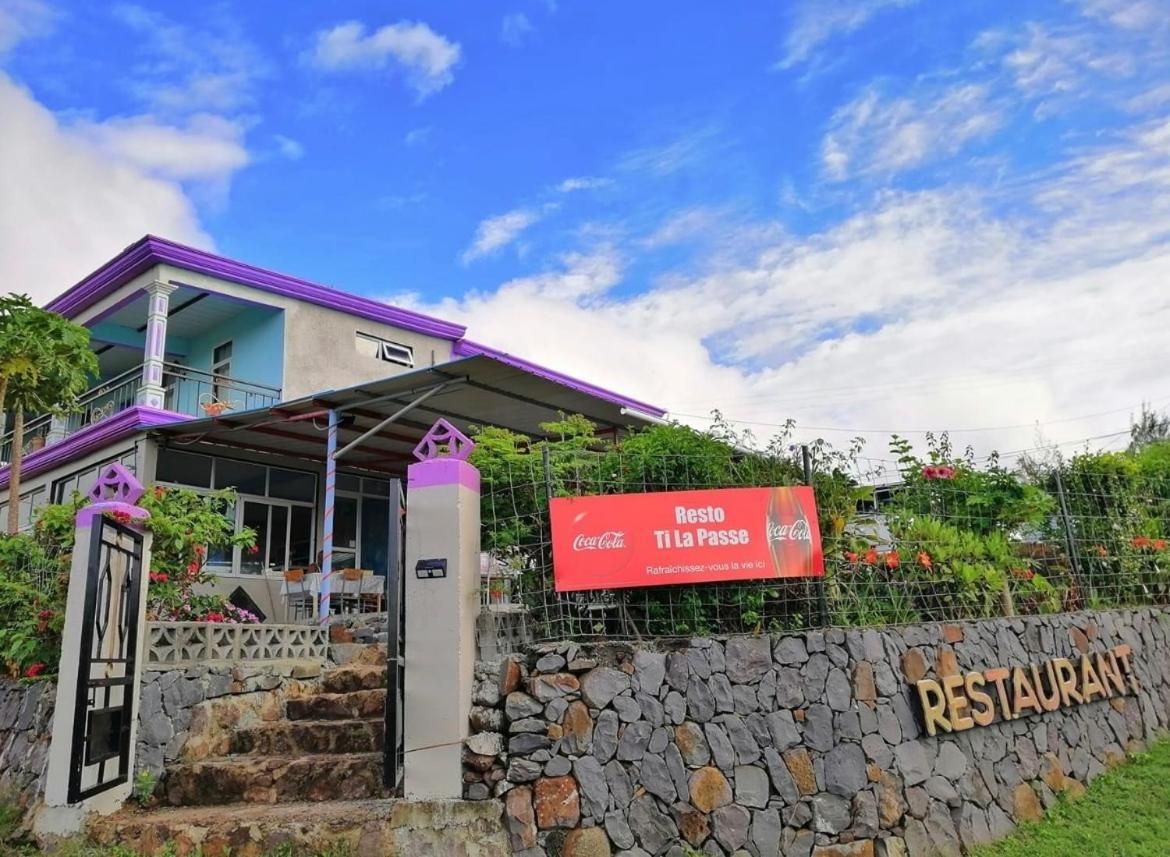 Tilapasse resto & guest house