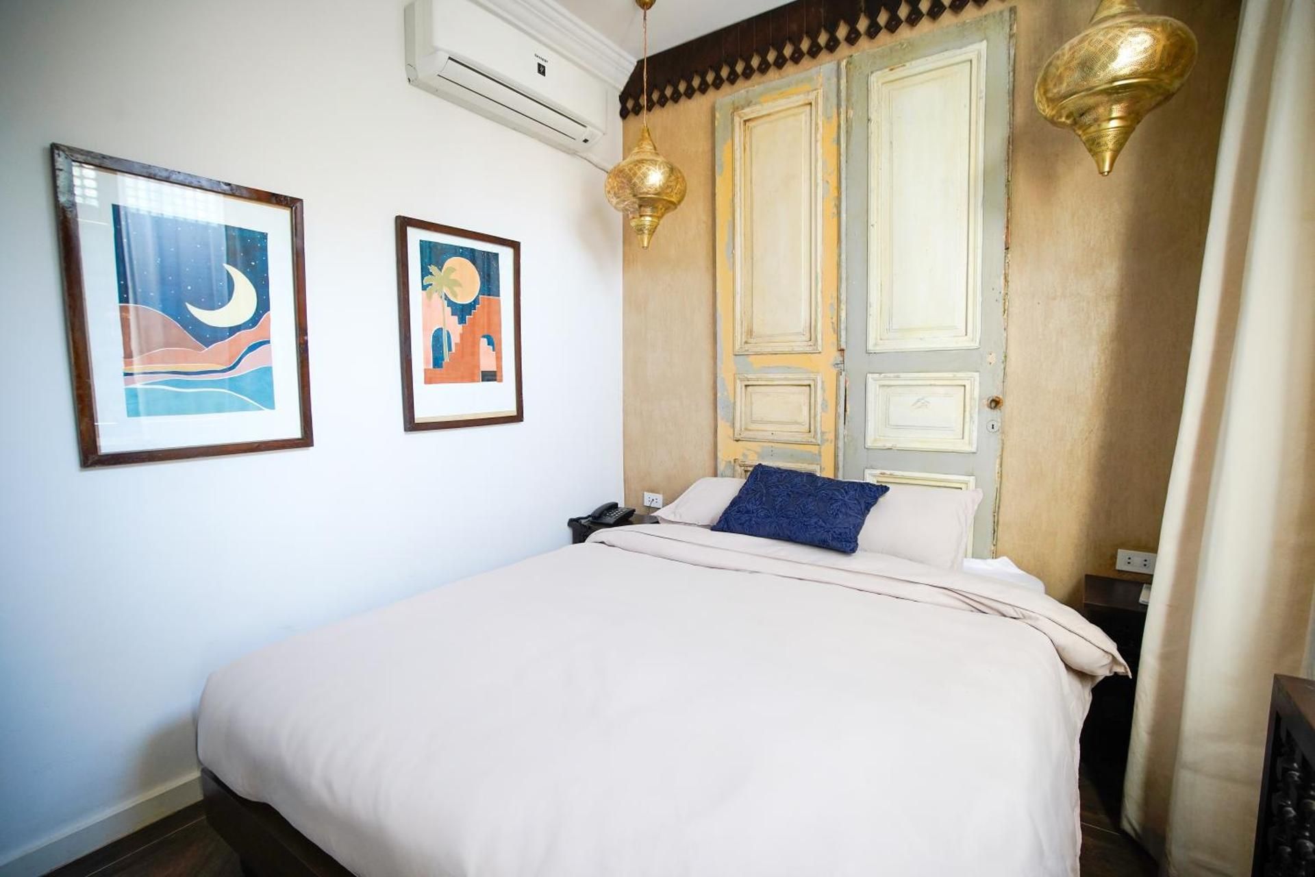 Deluxe Queen Room