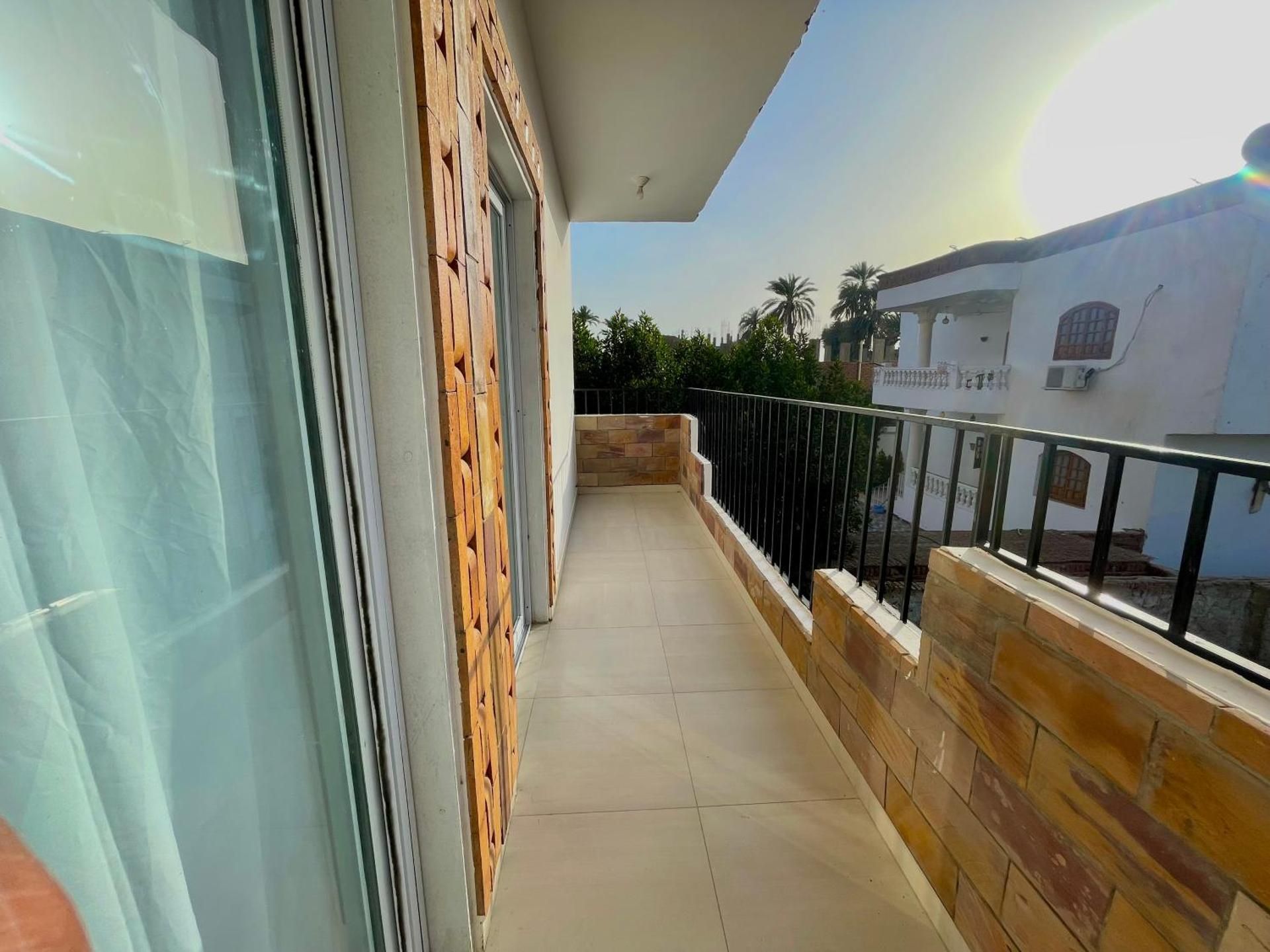 Two-Bedroom Apartment with Mountain View