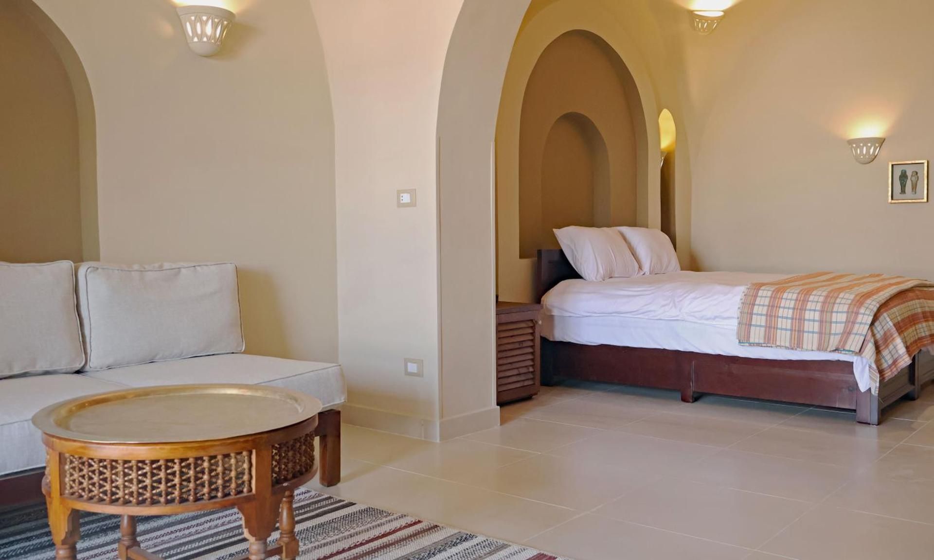 Suite with Mountain View