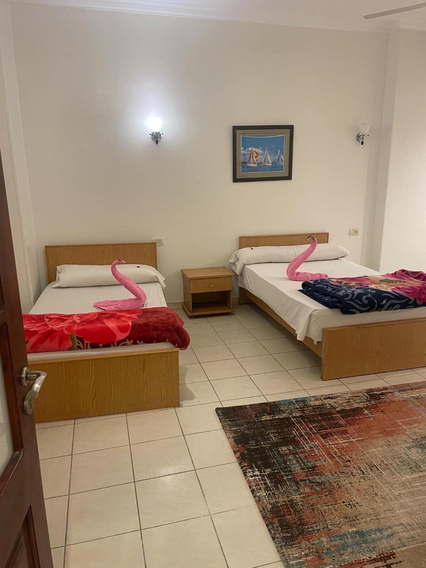Apartment With Shared Bathroom