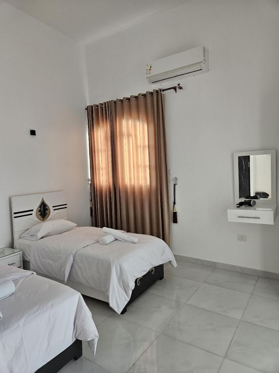Twin Room with Private Bathroom