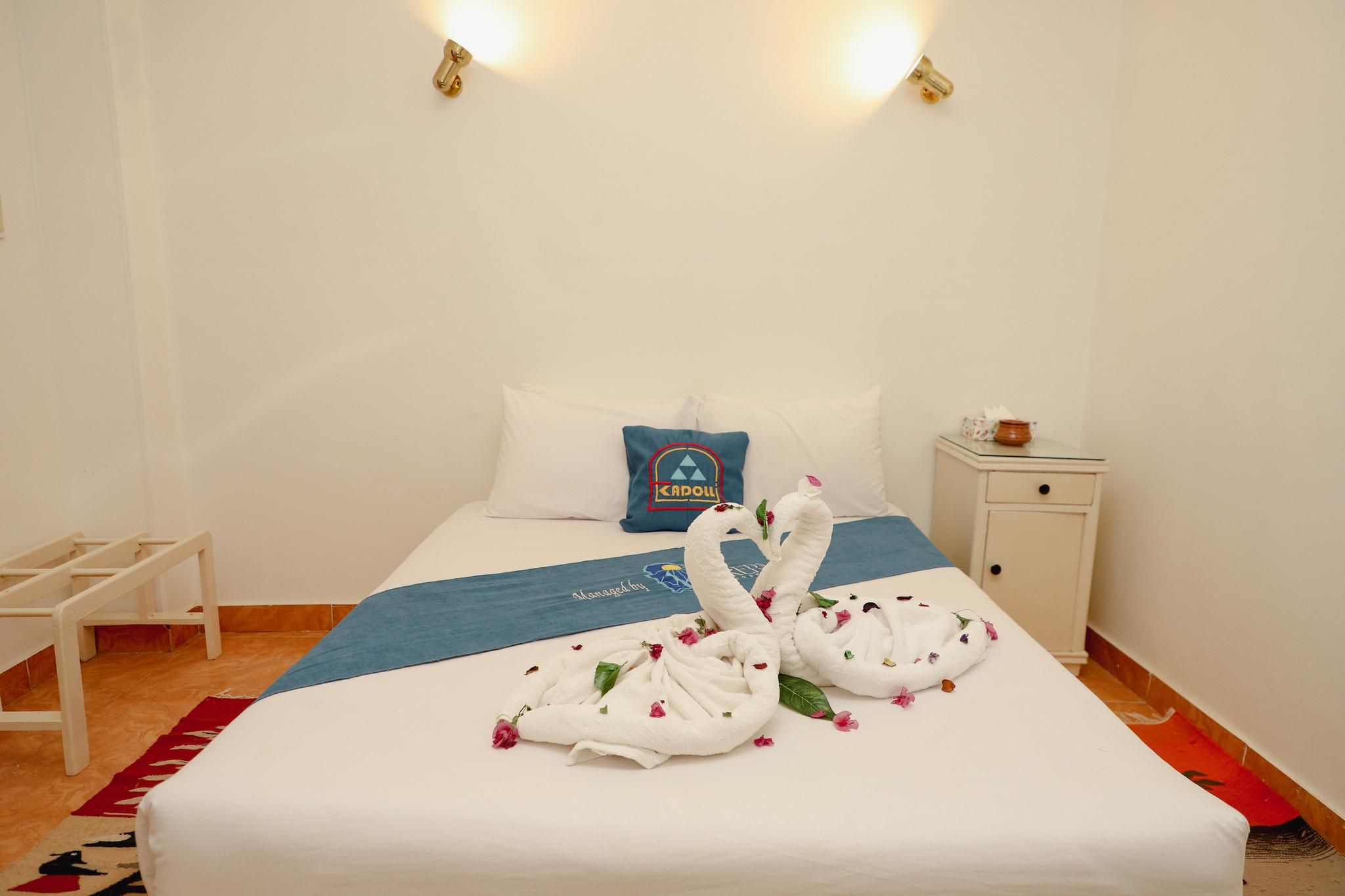 Standard King Room with Fixed Window