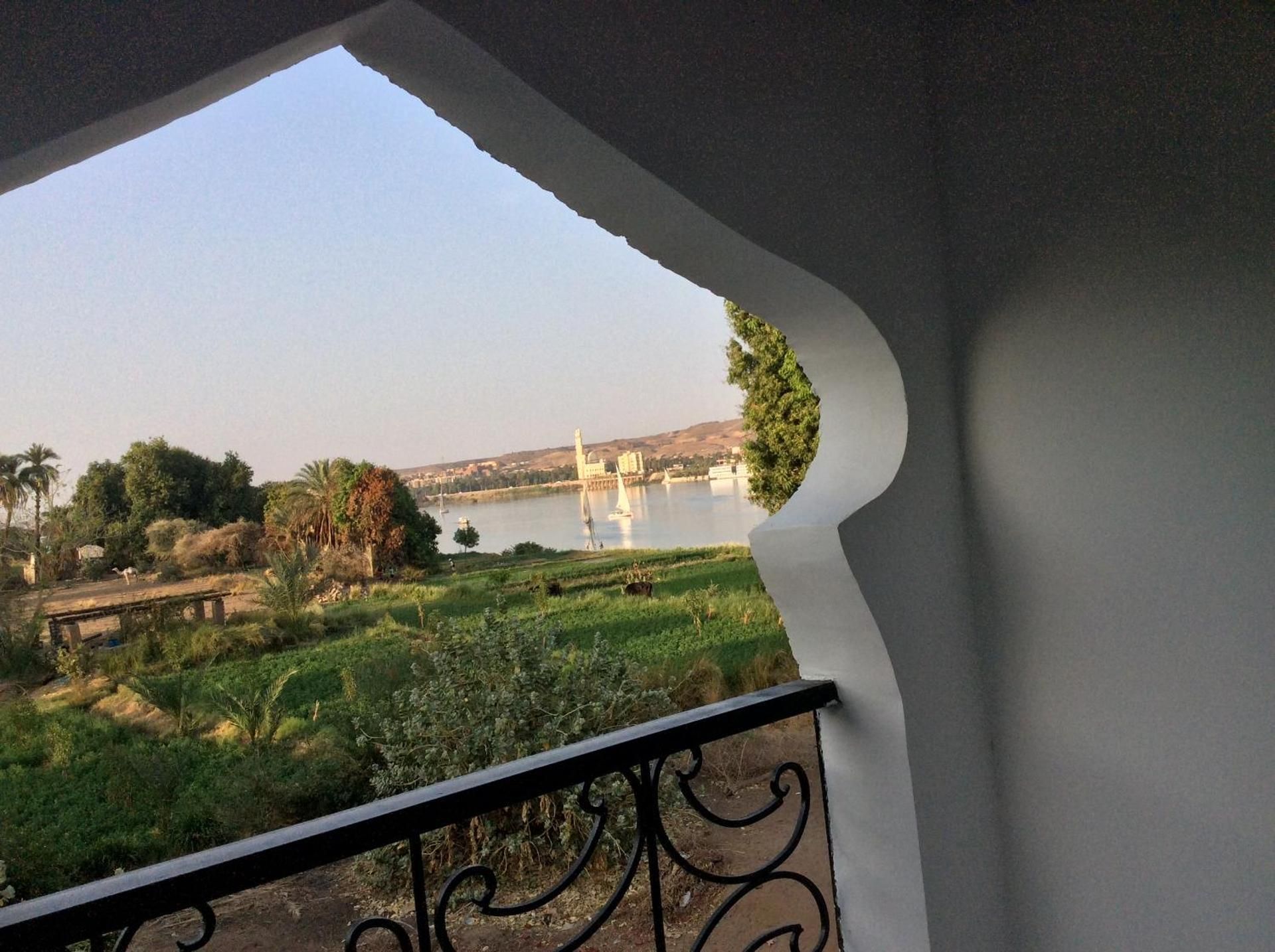 Double Room with Private Bathroom With Nile View