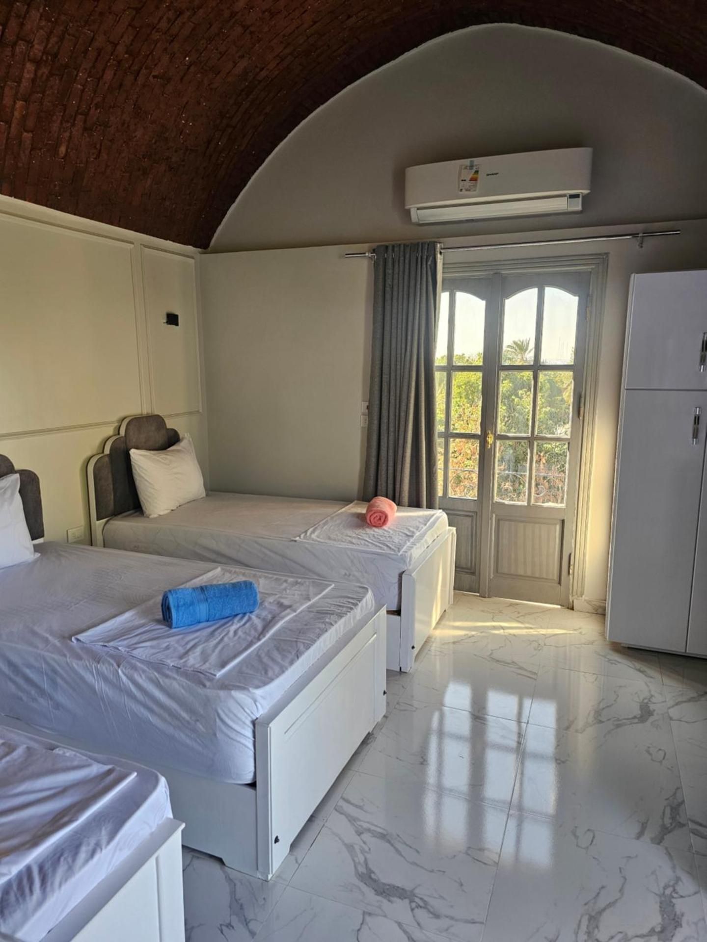 Triple Room with Terrace