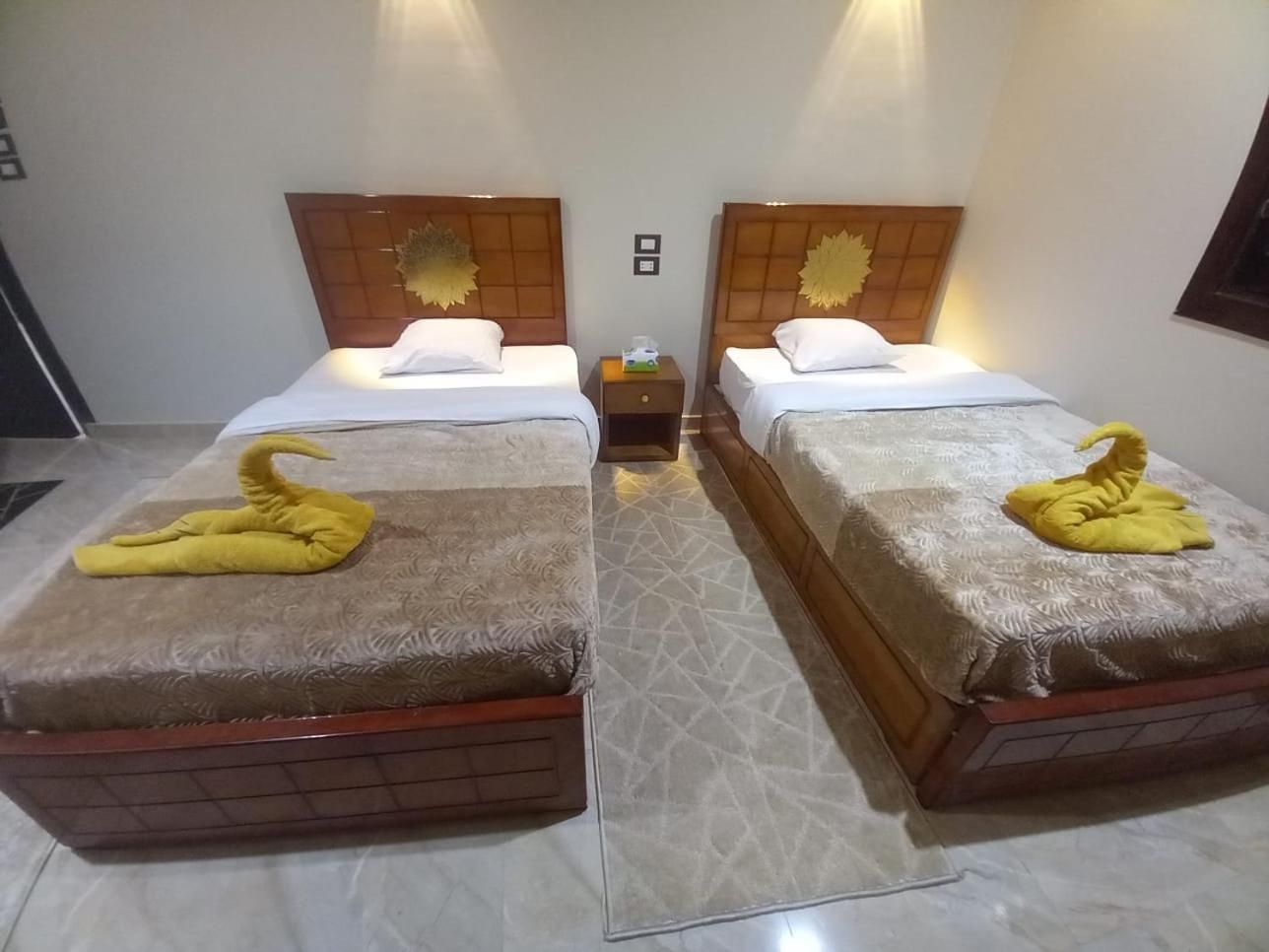 Deluxe Double Room (2 Adults + 1 Child)