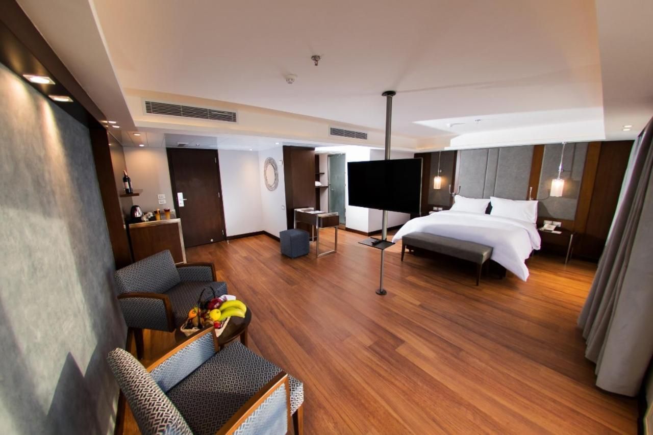 Deluxe Double or Twin Room with Sea View