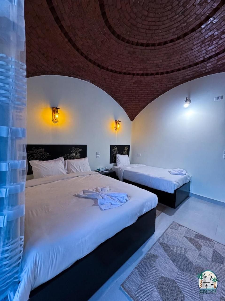 Deluxe Double Room (2 Adults + 1 Child)