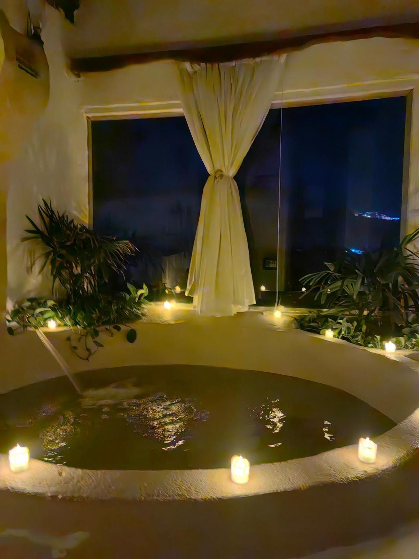 King Suite with Spa Bath