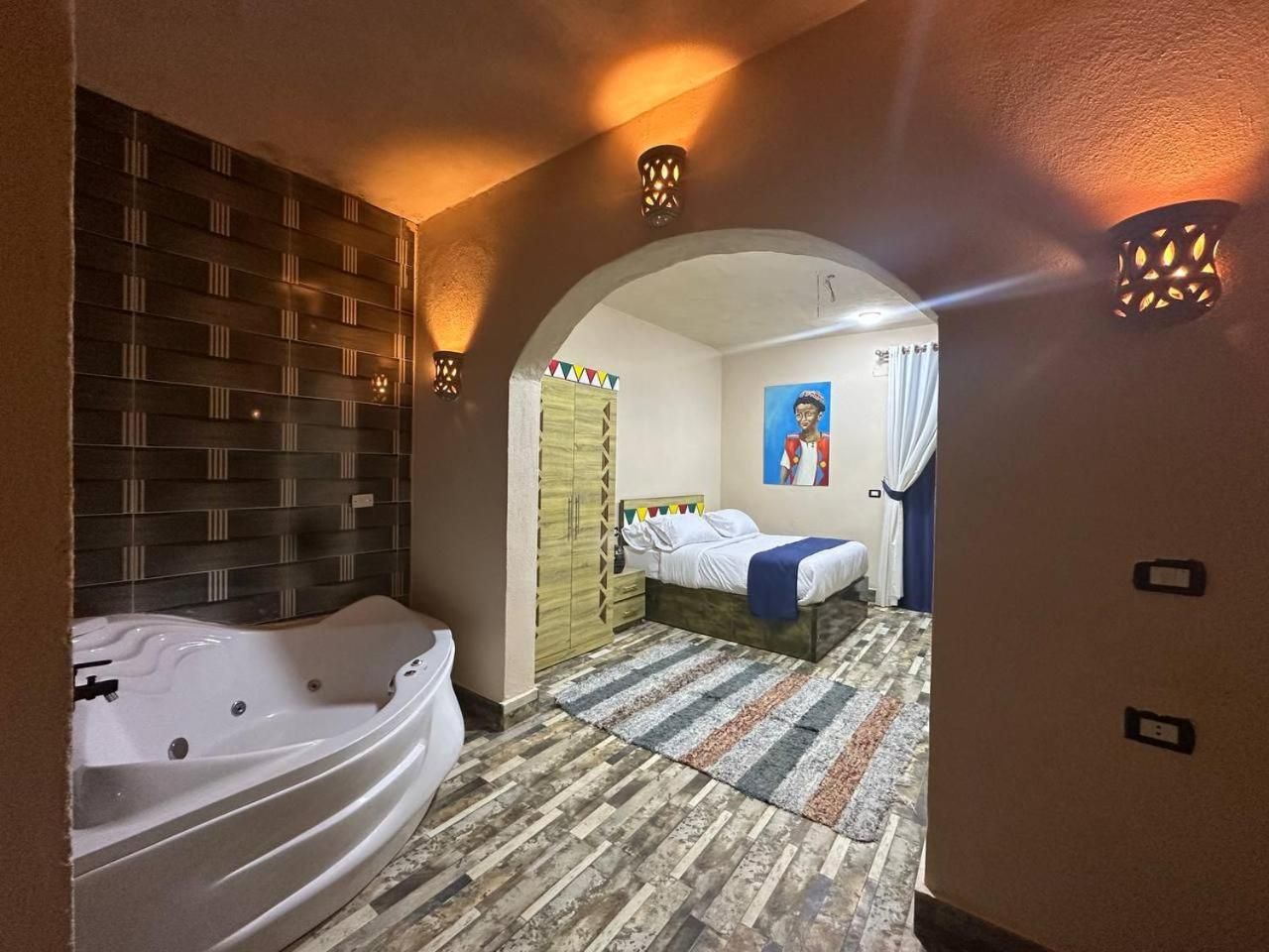 Deluxe King Suite