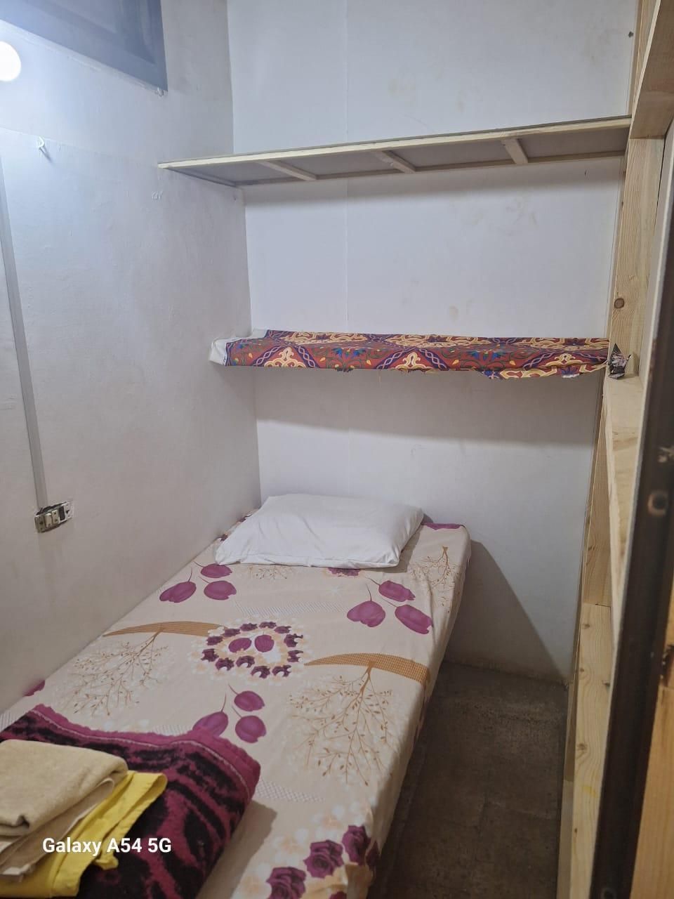 Standard small single